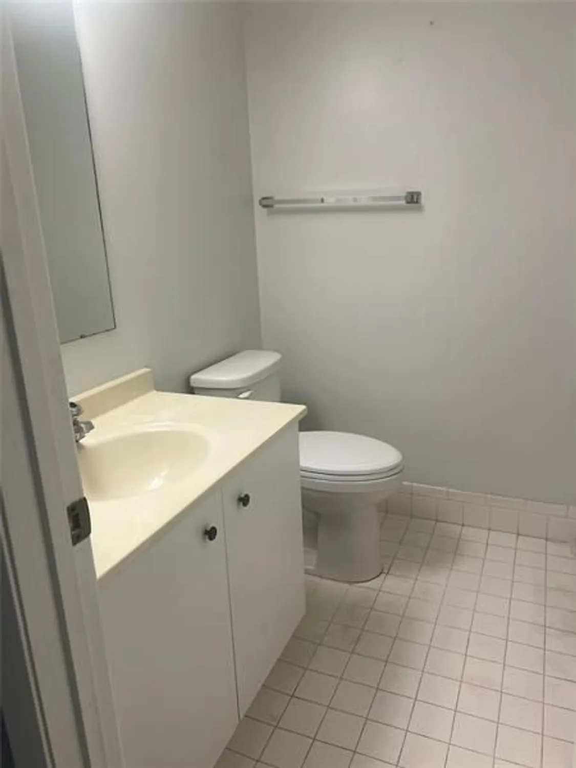 Property Slideshow image 27 of 32 | 3402 bimini ln apt e2, Coconut Creek, FL, 33066