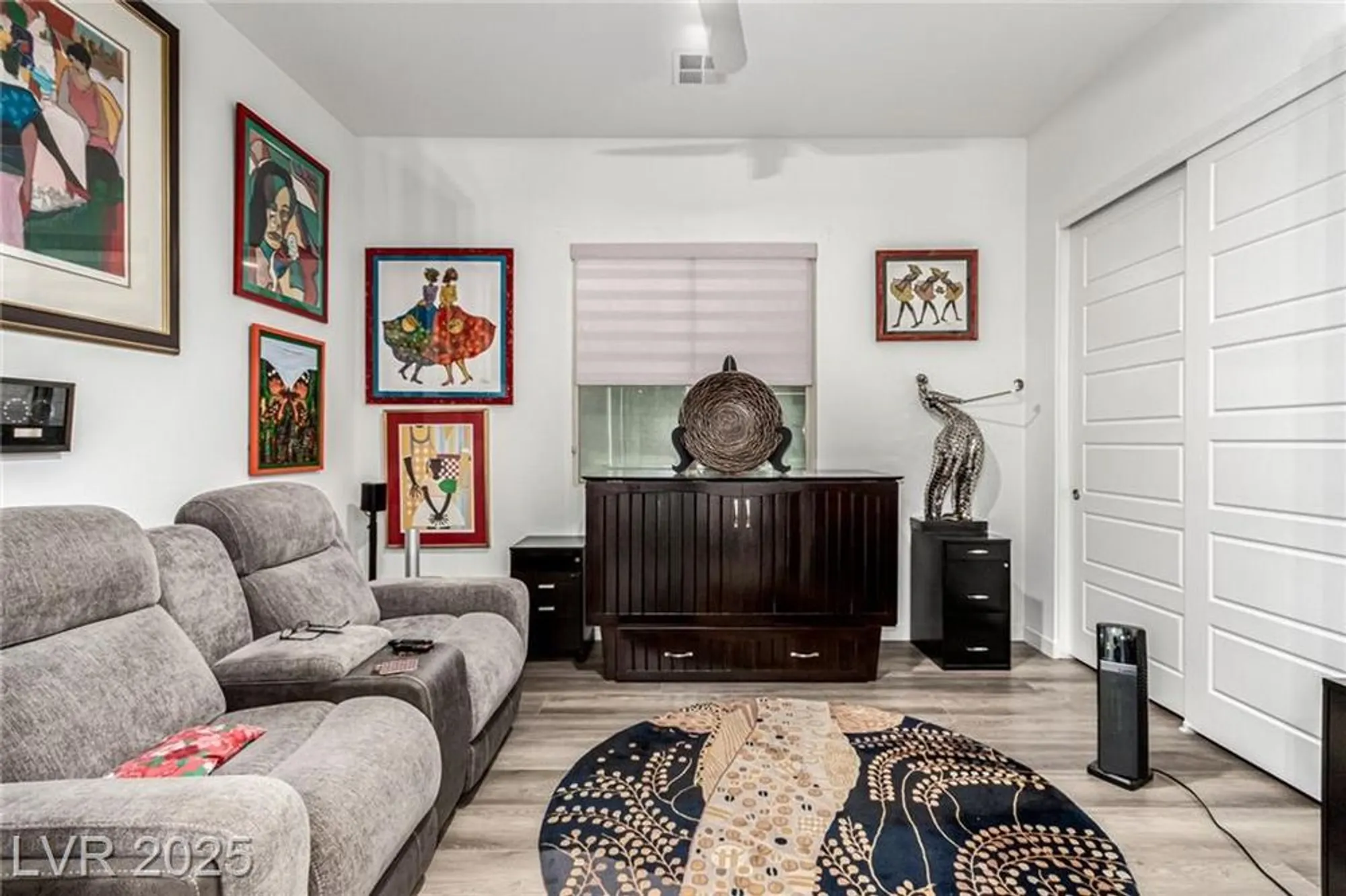 Property Slideshow image 24 of 43 | 685 sunray park st, Henderson, NV, 89011