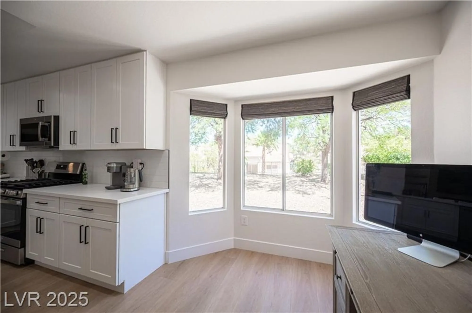 Property Slideshow image 31 of 72 | 2548 tumble brook dr, Las Vegas, NV, 89134