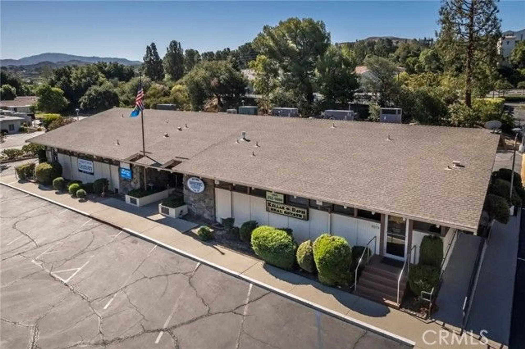 Property Slideshow image 43 of 51 | 26751 winsome cir, Newhall, CA, 91321