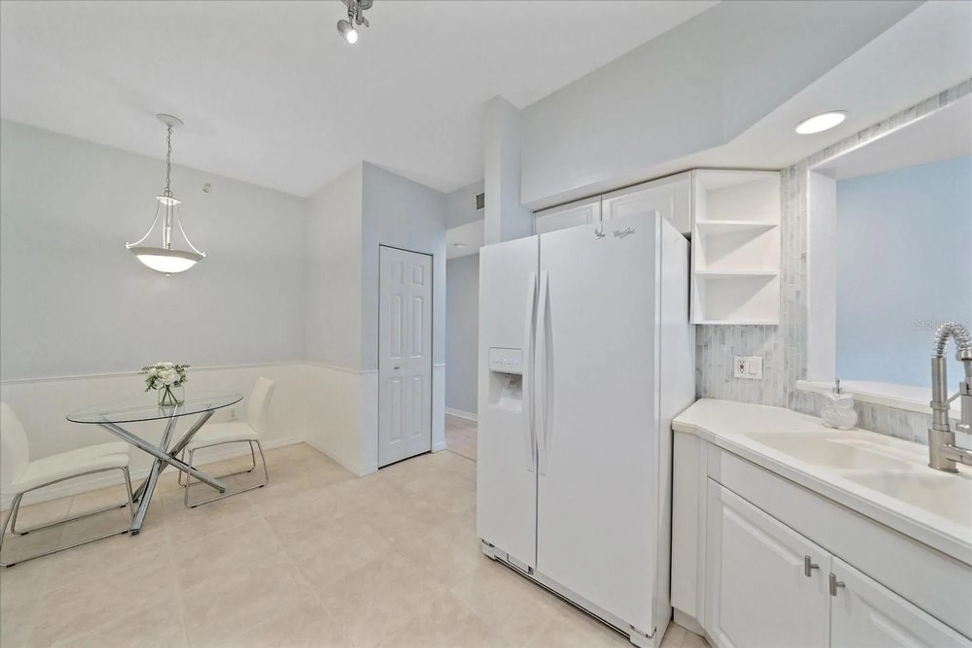 Property Slideshow image 13 of 36 | 7123 cedar hollow cir, Bradenton, FL, 34203