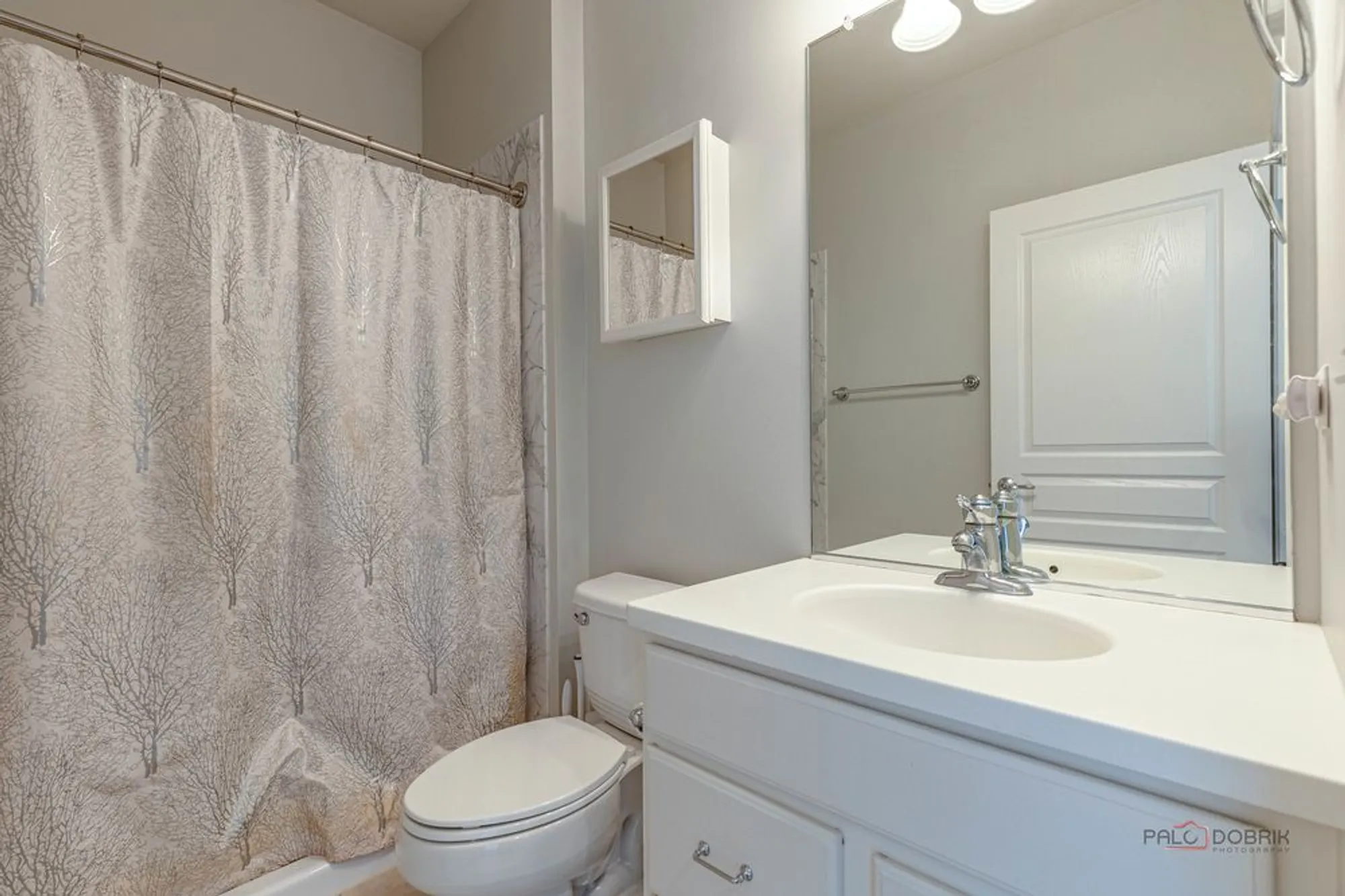 Property Slideshow image 27 of 39 | 3768 canton cir, Mundelein, IL, 60060