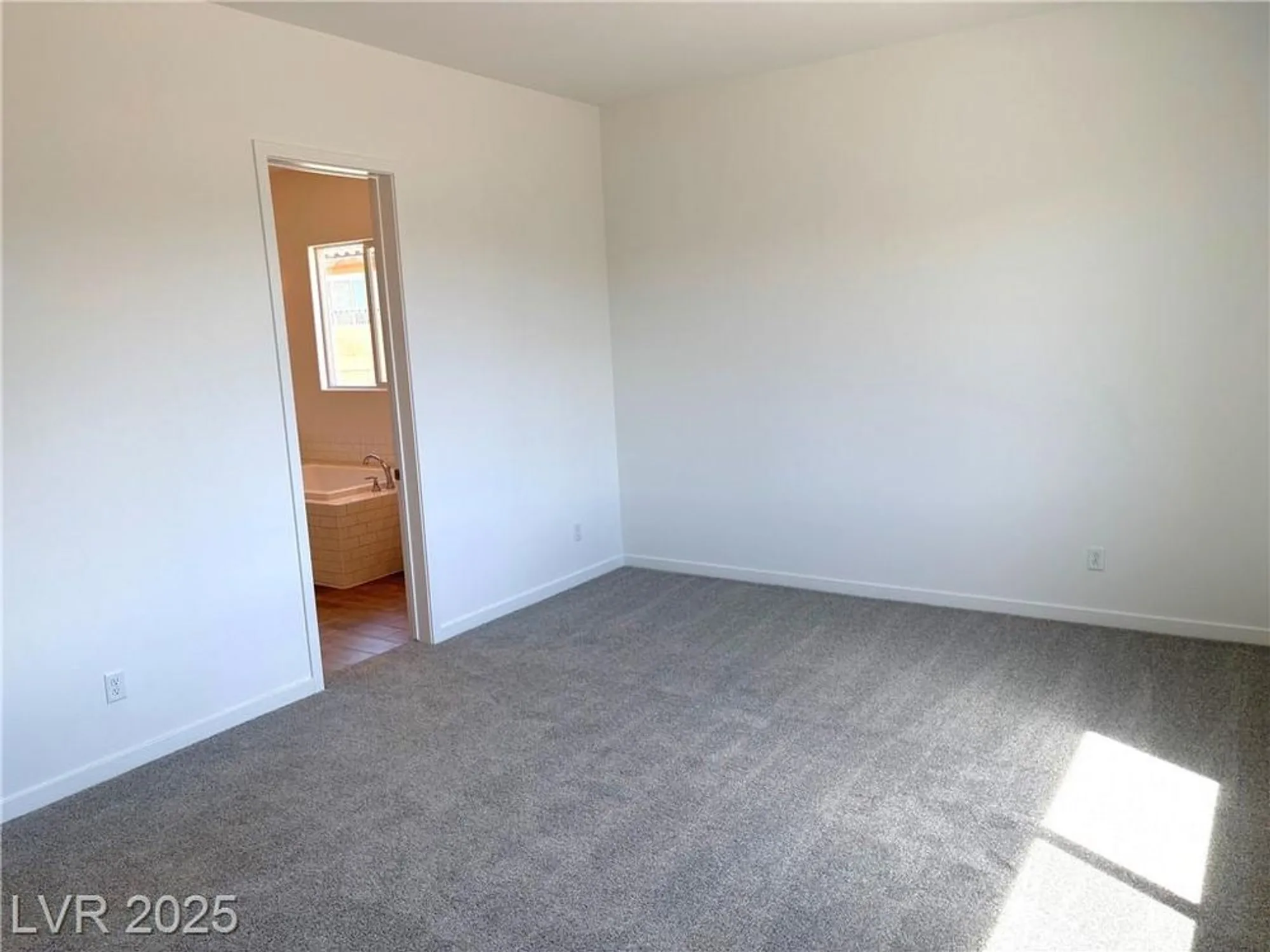 Property Slideshow image 21 of 28 | 5753 e badlands ln, Pahrump, NV, 89061
