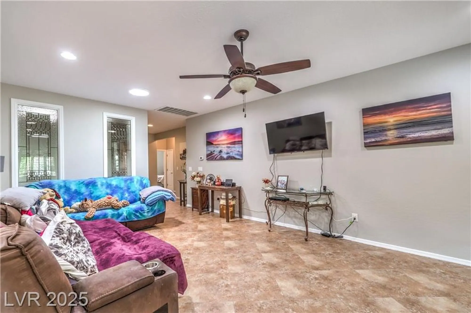 Property Slideshow image 10 of 37 | 2413 hamonah dr, Henderson, NV, 89044