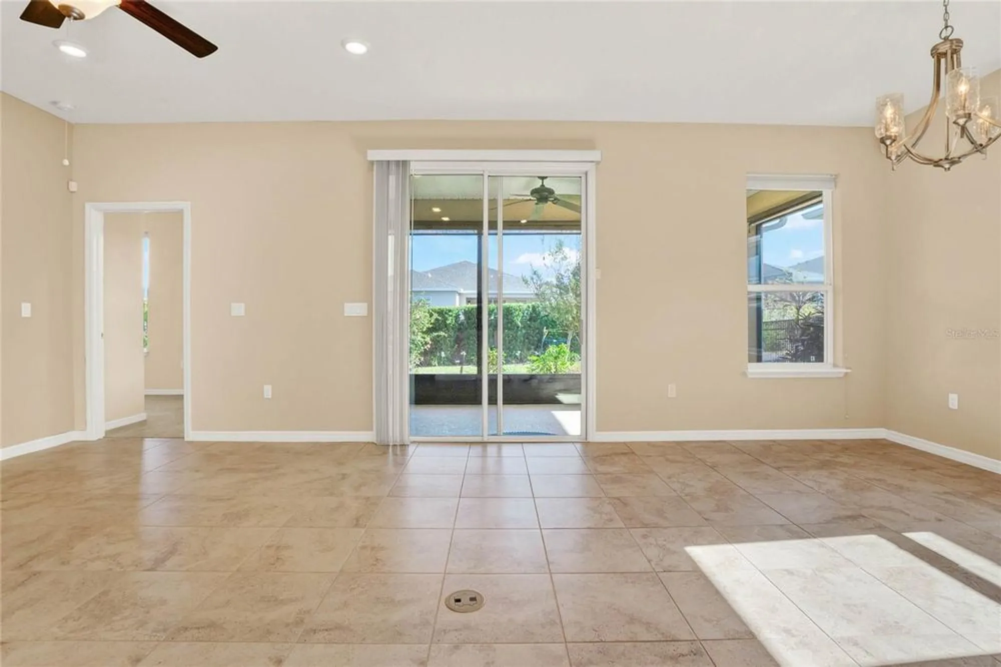 Property Slideshow image 11 of 57 | 440 alcove dr, Groveland, FL, 34736