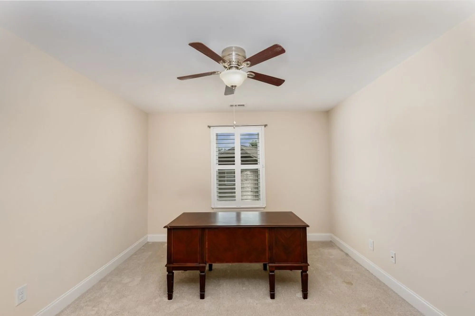 Property Slideshow image 11 of 37 | 445 stonegate dr, Lebanon, TN, 37090