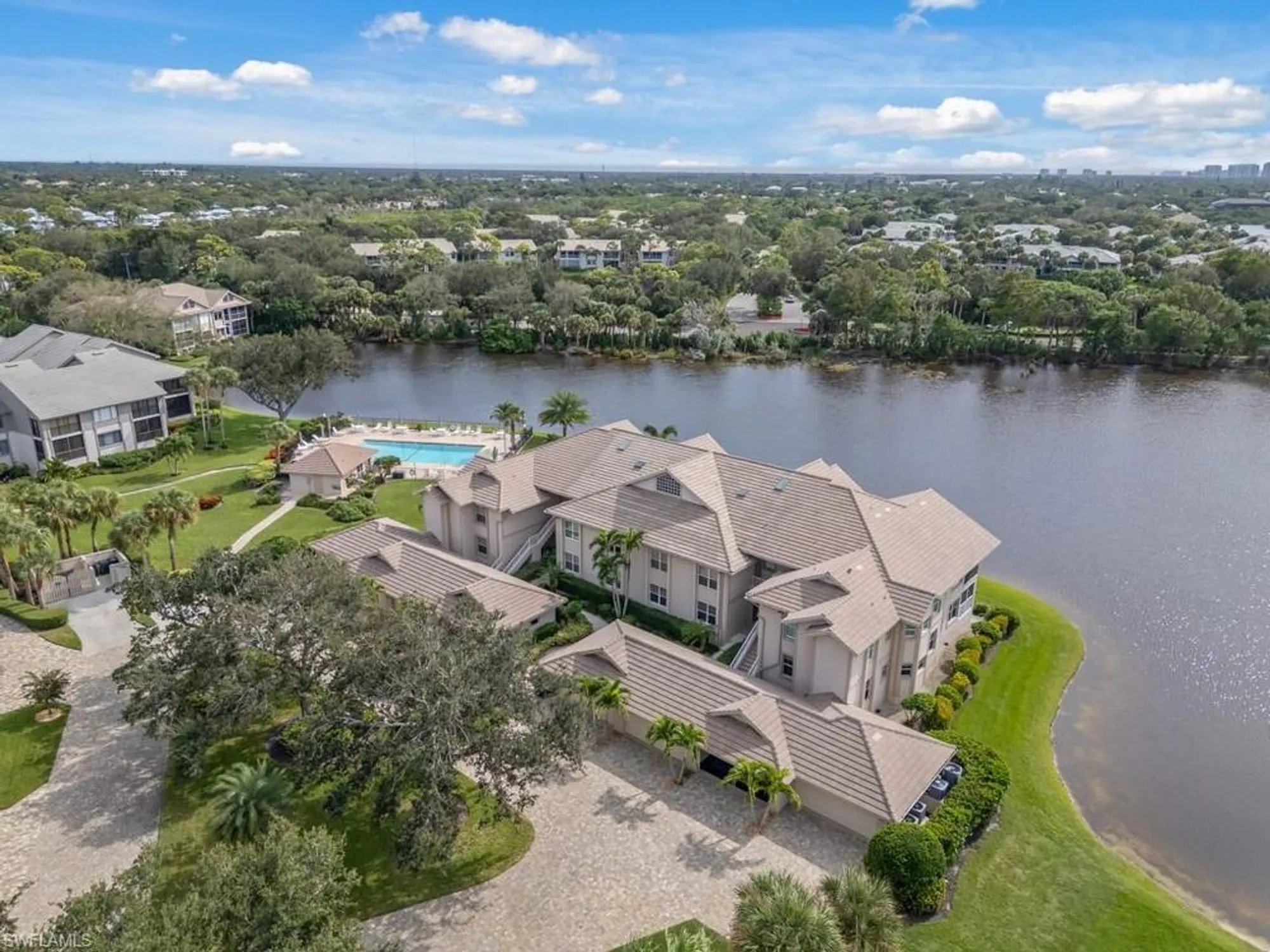 Property Slideshow image 21 of 30 | 4081 bayhead dr apt 102, Bonita Springs, FL, 34134