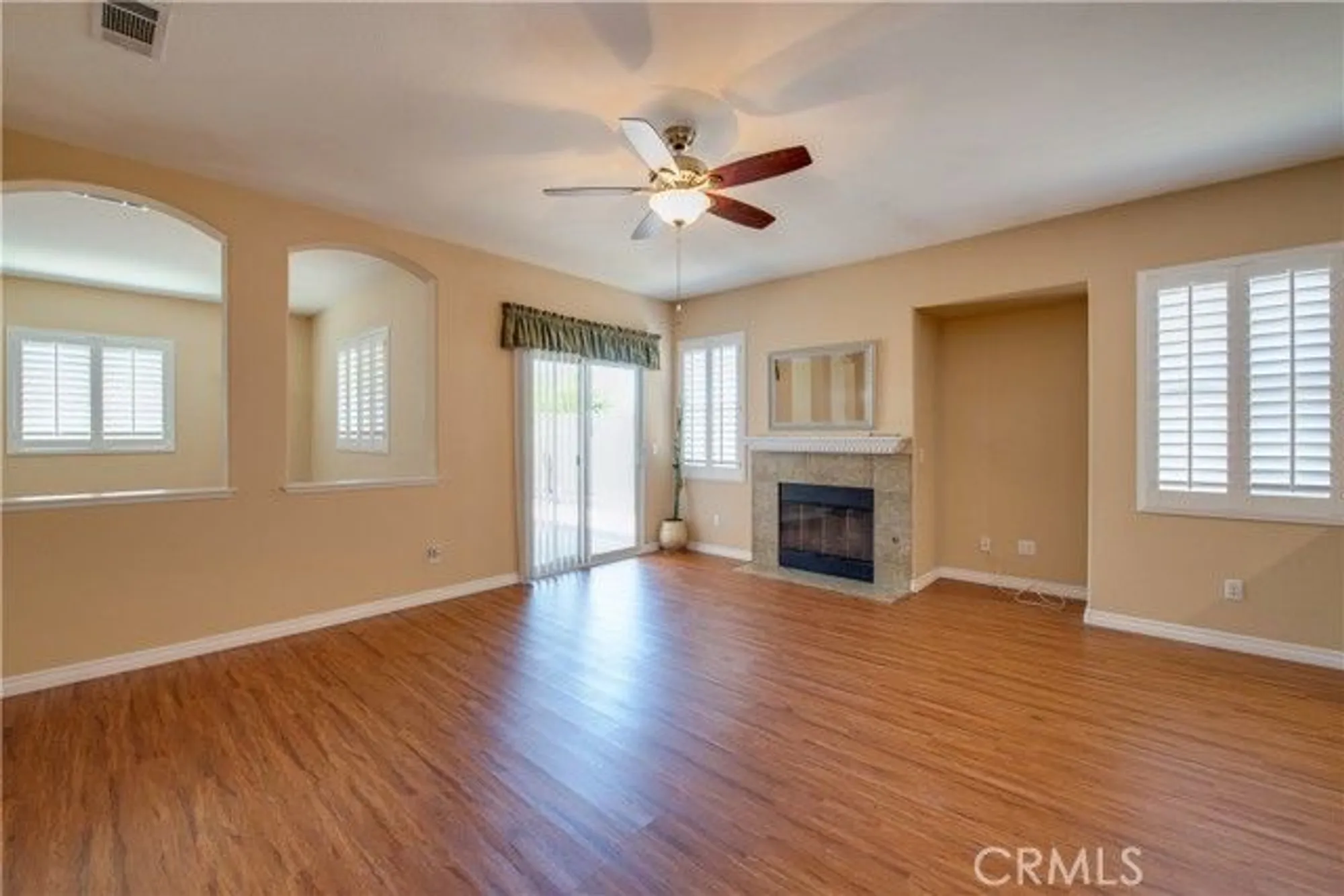 Property Slideshow image 5 of 49 | 28197 harmony ln, Menifee, CA, 92584