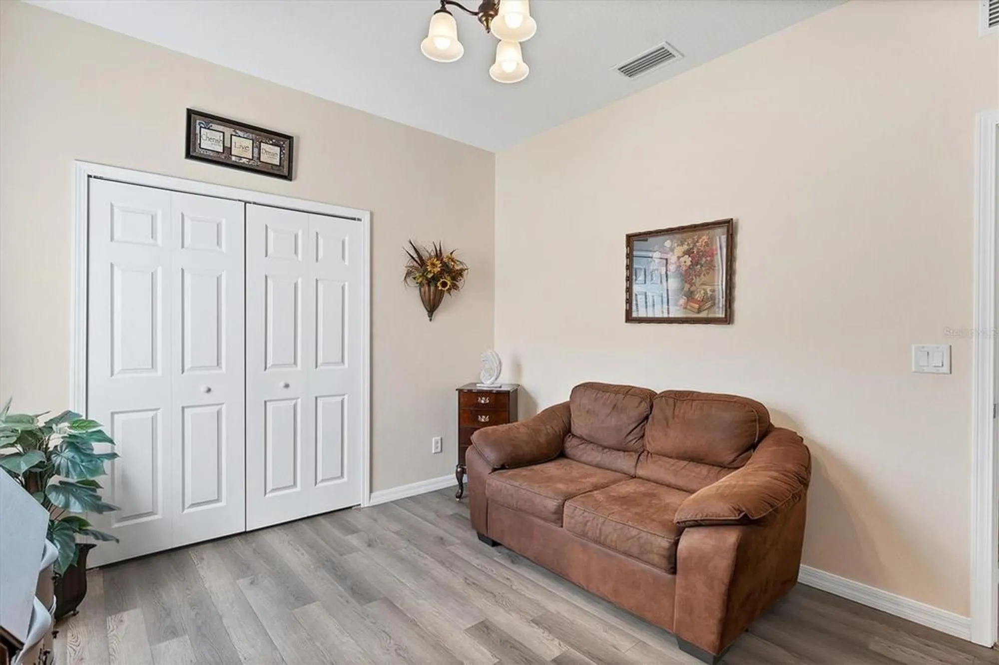 Property Slideshow image 25 of 59 | 2730 arugula dr, North Port, FL, 34289
