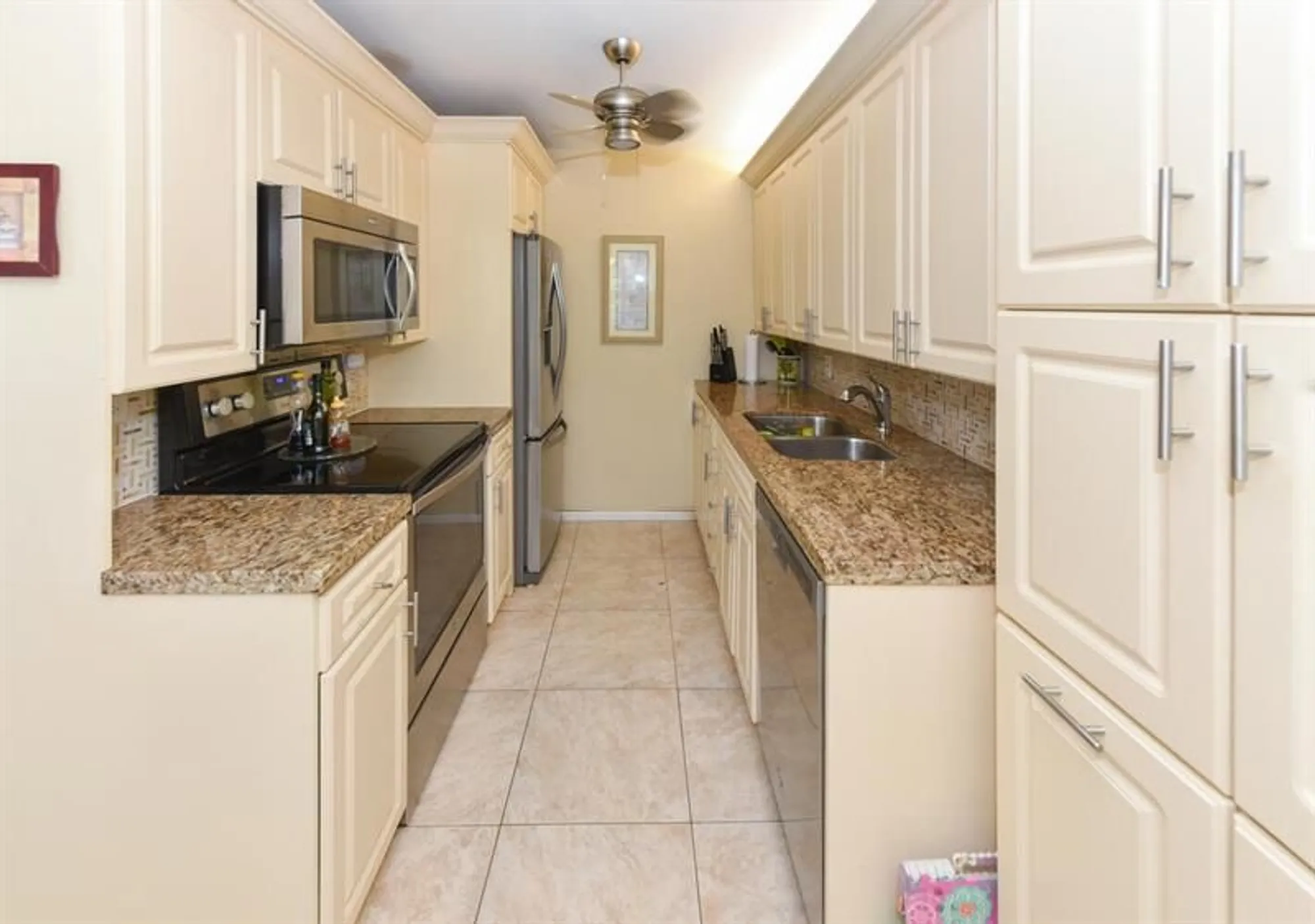 Property Slideshow image 5 of 28 | 3026 newport h # 3026, Deerfield Beach, FL, 33442