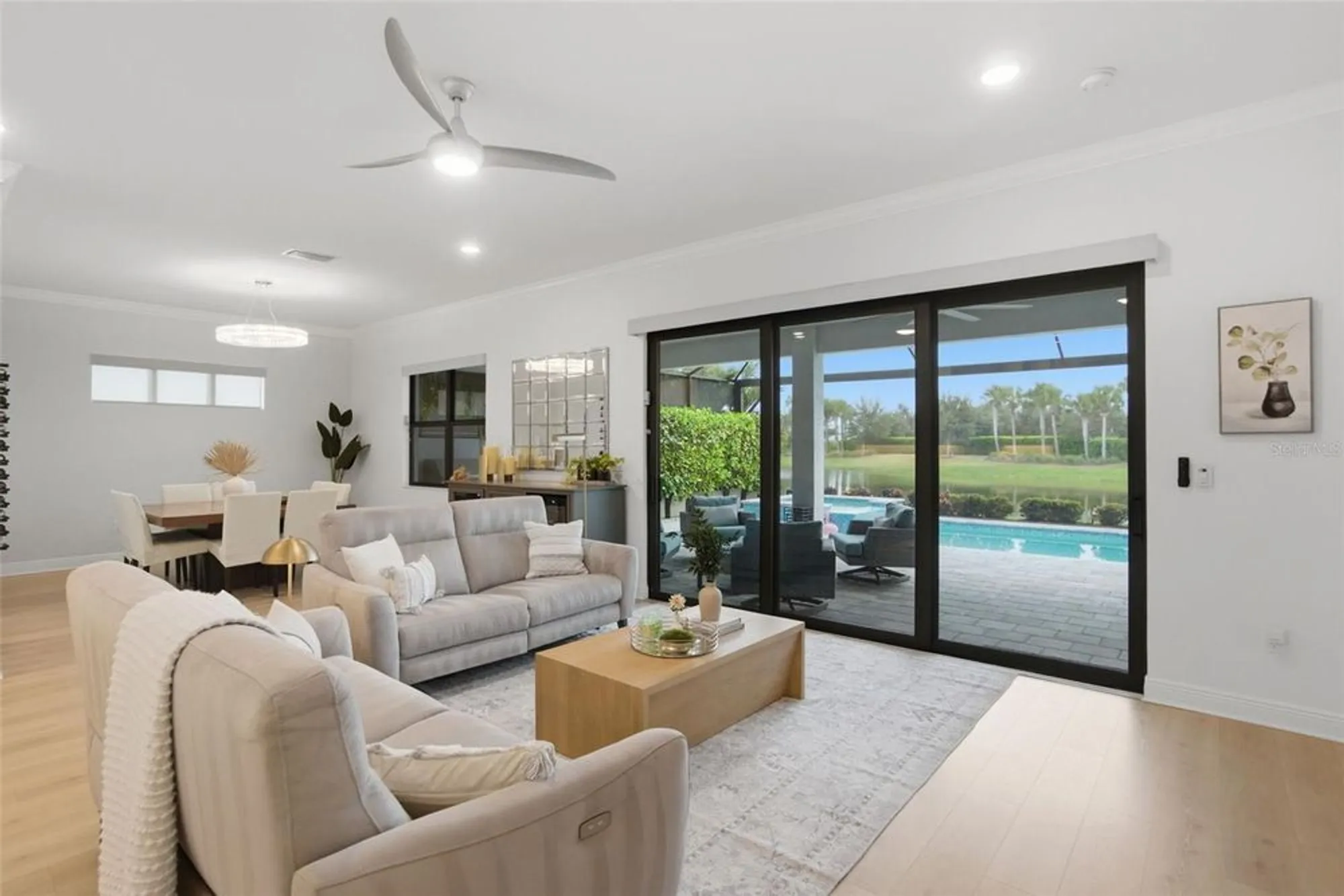 Property Slideshow image 24 of 71 | 5027 kiva cir, Bradenton, FL, 34211