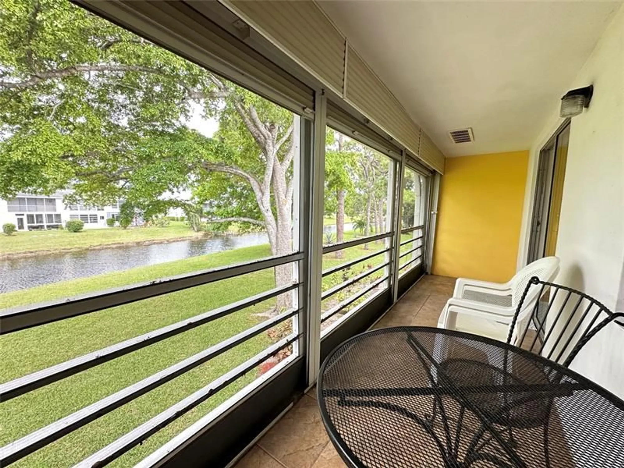 Property Slideshow image 19 of 66 | 23 lyndhurst a # 23, Deerfield Beach, FL, 33442