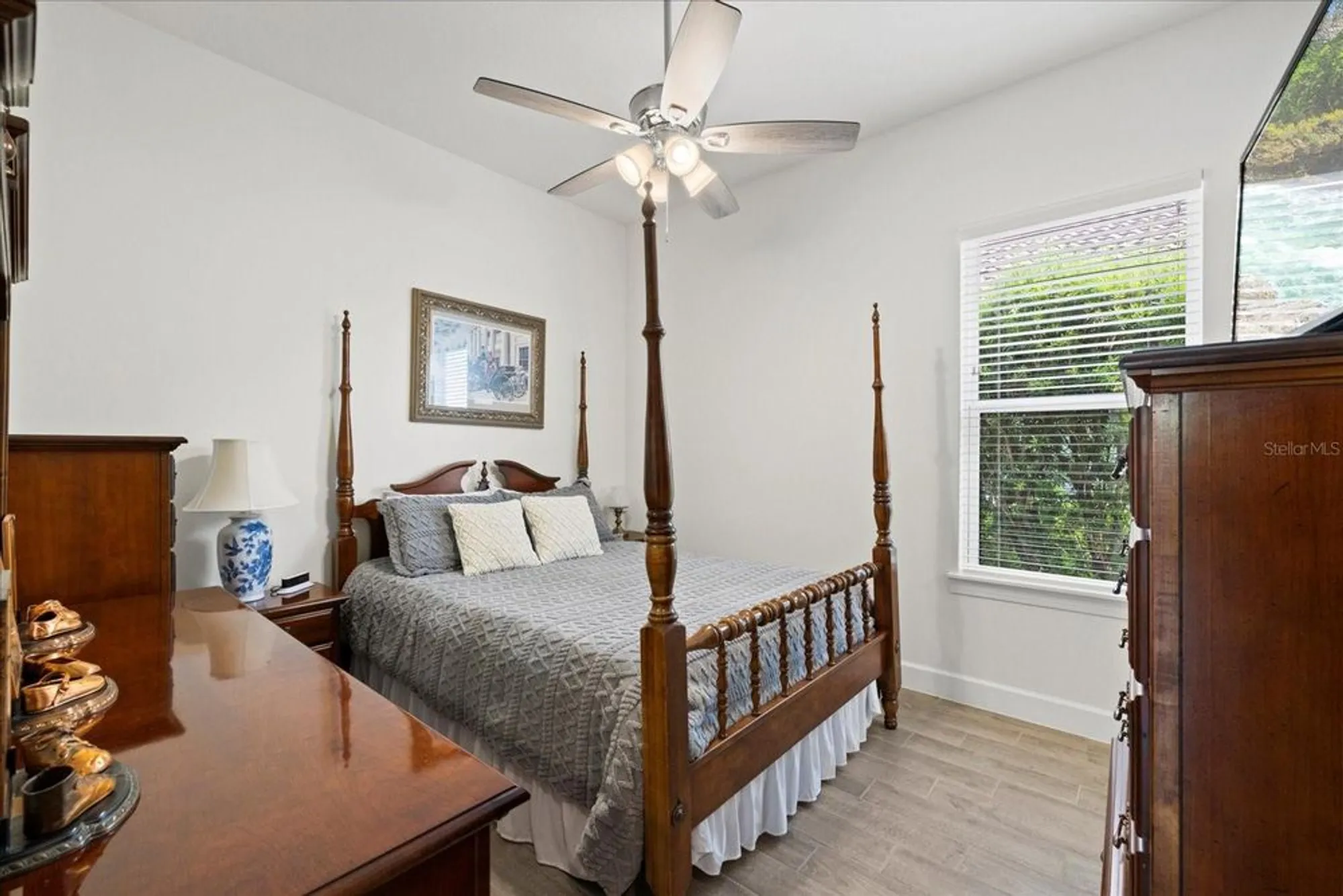 Property Slideshow image 23 of 91 | 11398 juglans dr, Odessa, FL, 33556