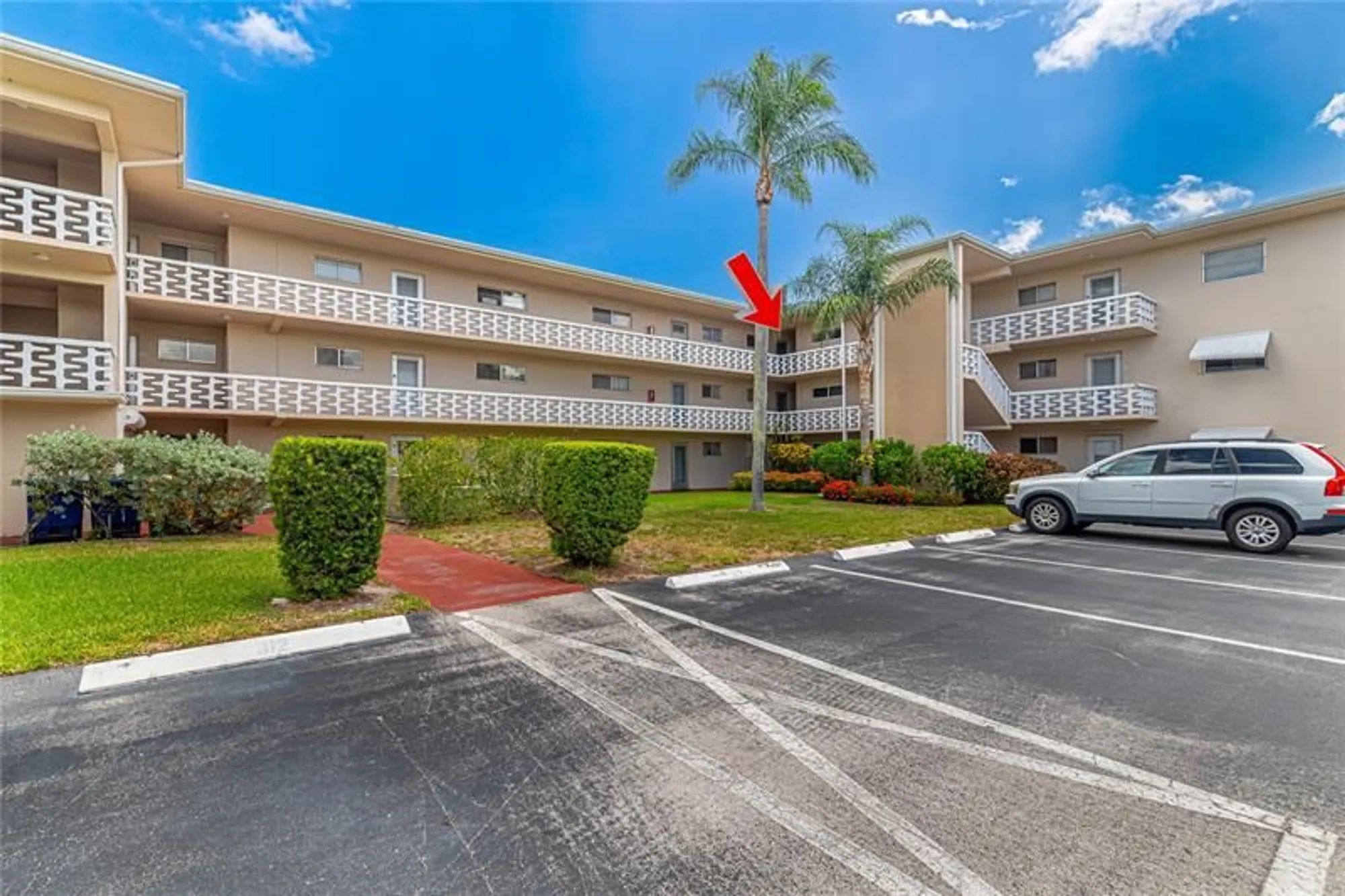 Property Slideshow image 17 of 35 | 2721 garden dr 310, Lake Worth, FL, 33461