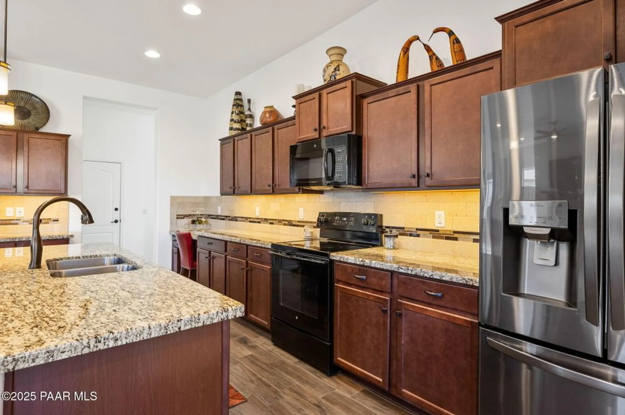 Property Slideshow image 14 of 45 | 7948 e talking iron ln, Prescott Valley, AZ, 86315