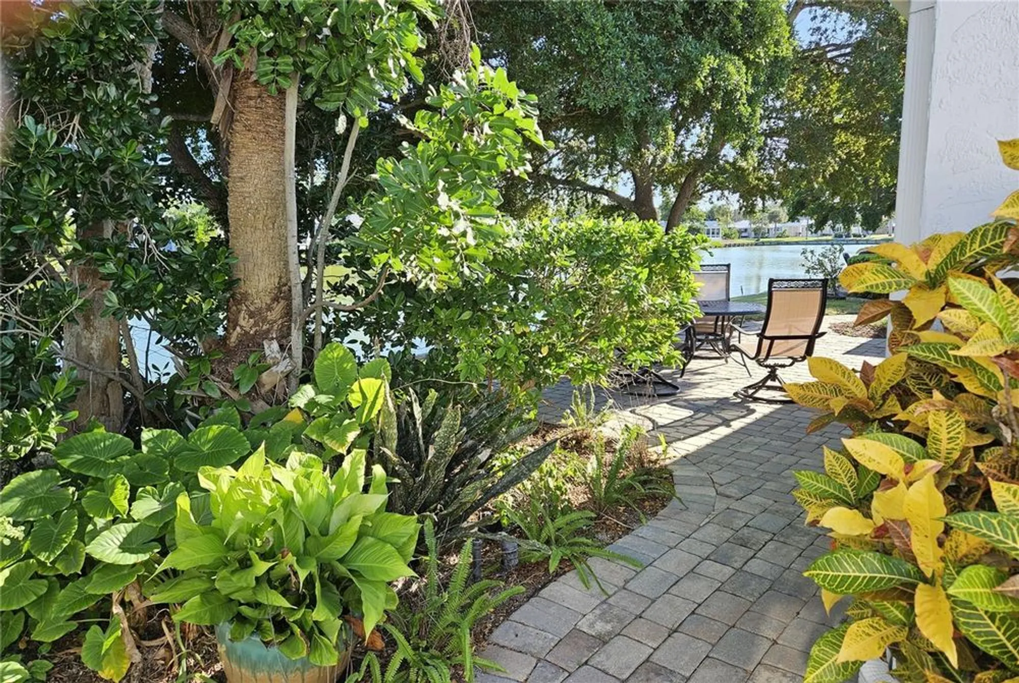 Property Slideshow image 4 of 4 | 620 spanish dr, Longboat Key, FL, 34228
