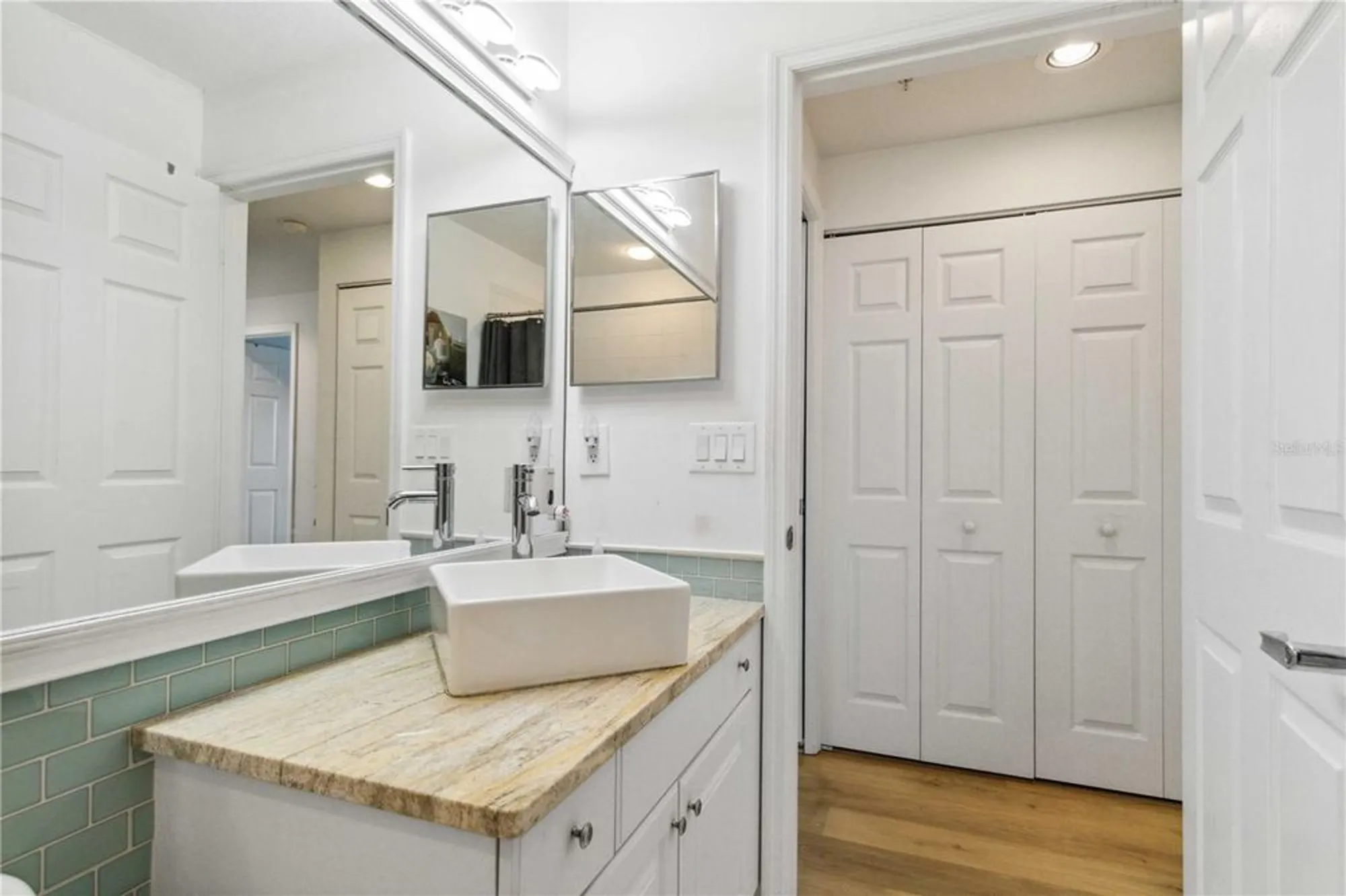 Property Slideshow image 14 of 28 | 6568 fairway gardens dr # 6568, Bradenton, FL, 34203