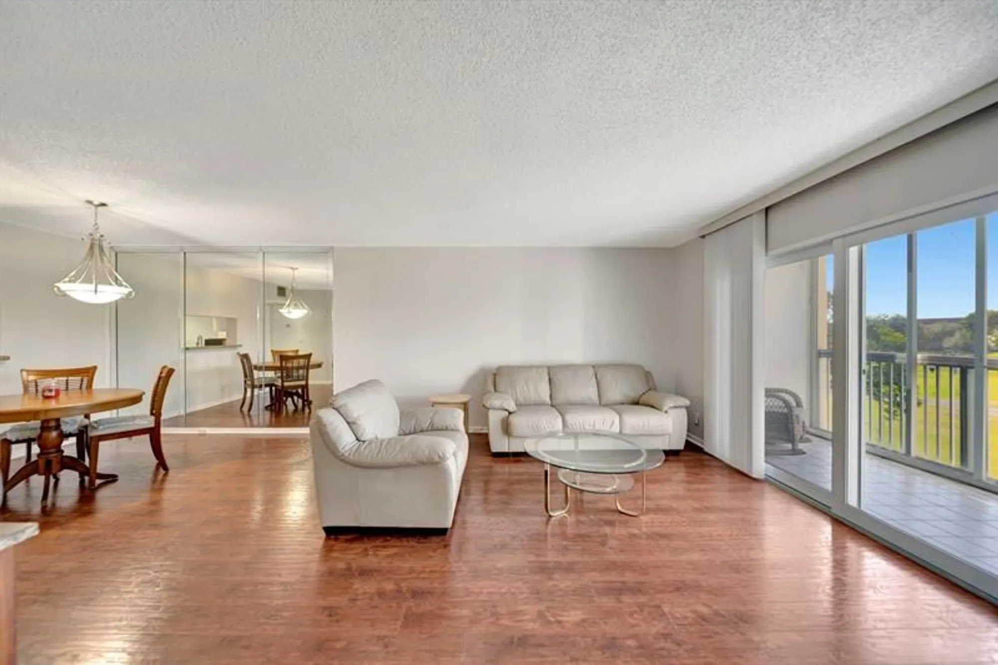 Property Slideshow image 15 of 54 | 900 sw 128th ave, Pembroke Pines, FL, 33027