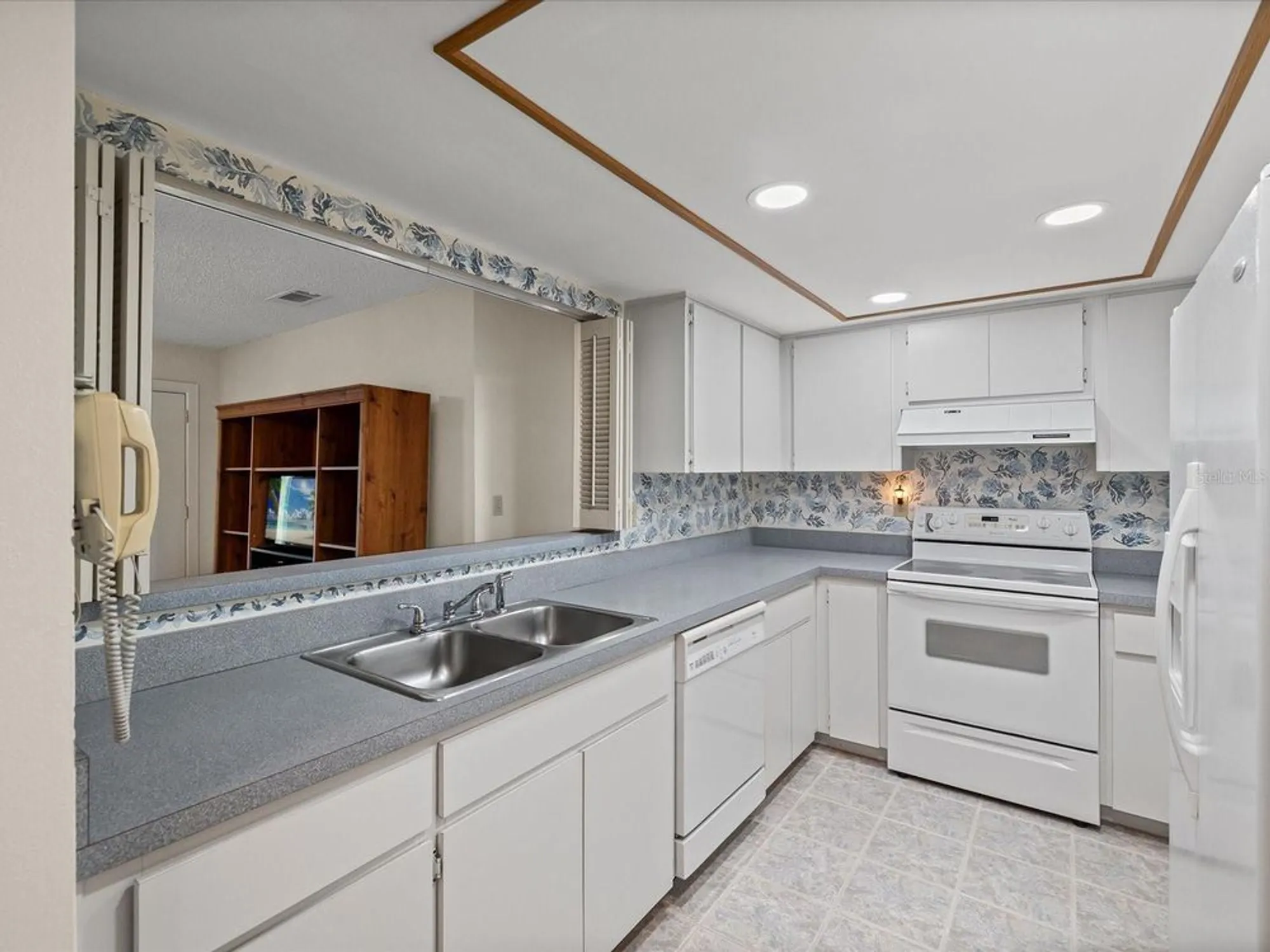 Property Slideshow image 14 of 79 | 8135 bugle ct 3, Port Richey, FL, 34668