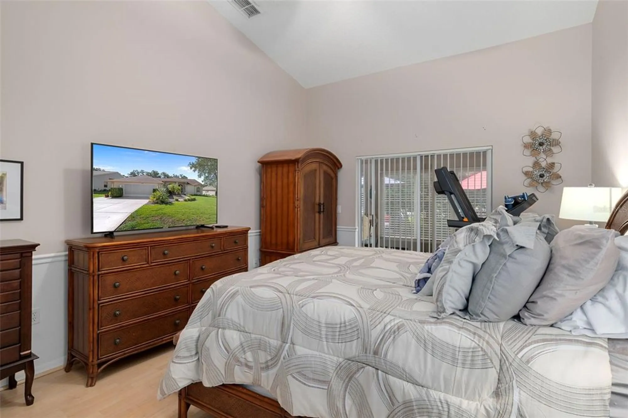 Property Slideshow image 32 of 52 | 416 mistwood ct, Spring Hill, FL, 34609