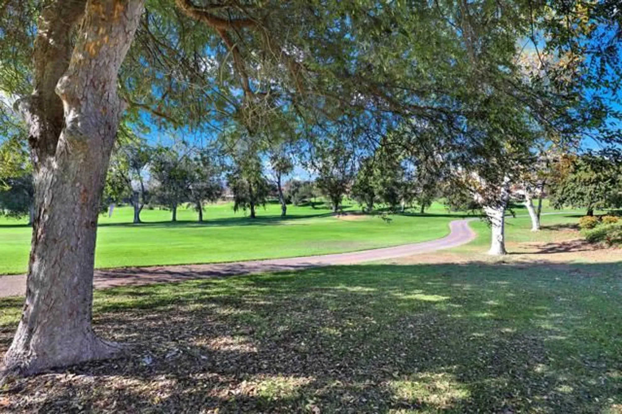 Property Slideshow image 36 of 50 | 17620 plaza ascope, San Diego, CA, 92128