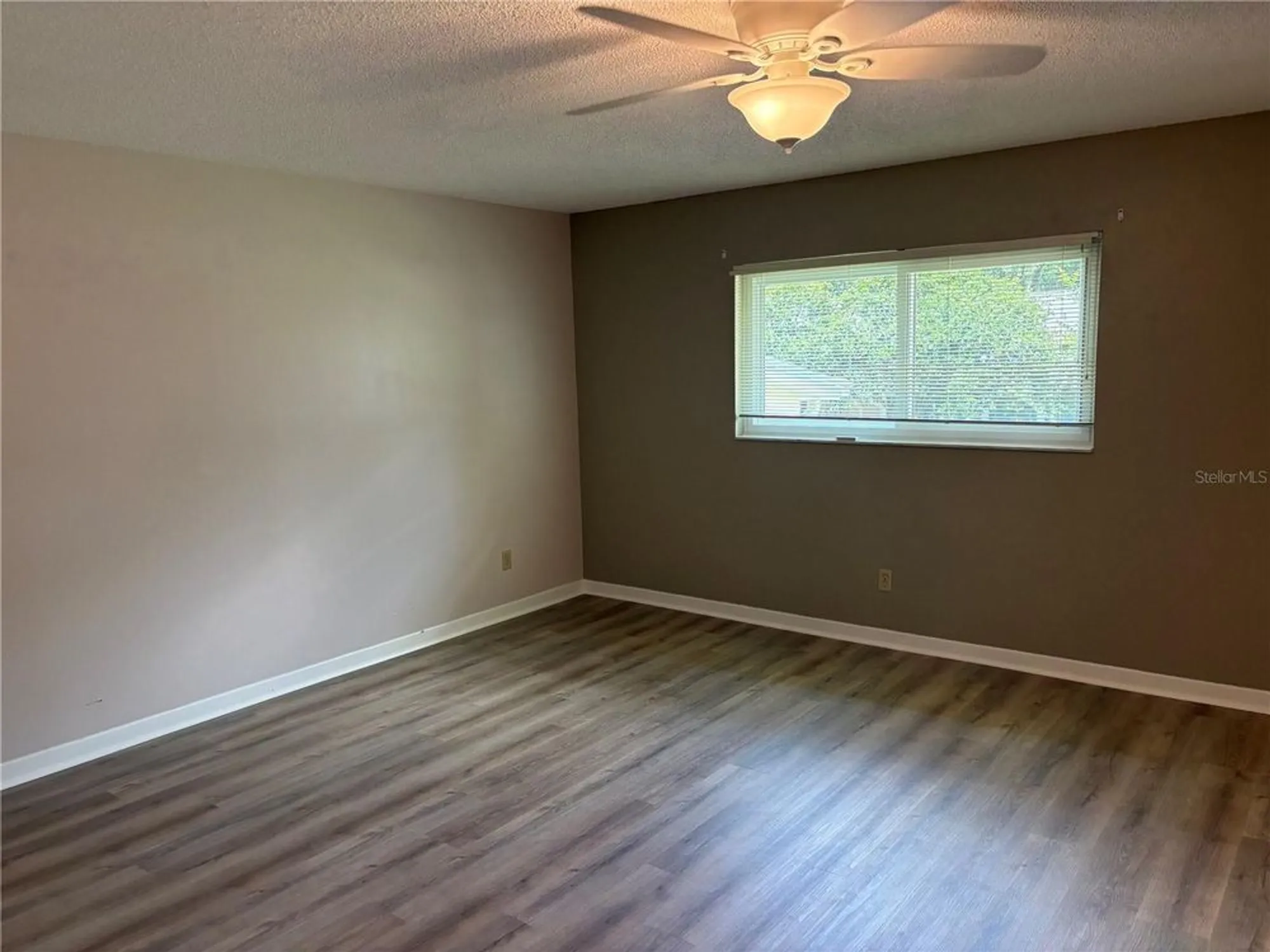 Property Slideshow image 10 of 15 | 9801 sw 88th ter b, Ocala, FL, 34481