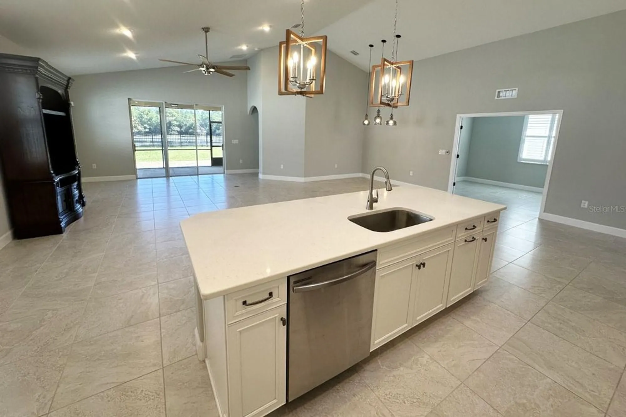 Property Slideshow image 10 of 50 | 37 lagoon way, Palm Coast, FL, 32137