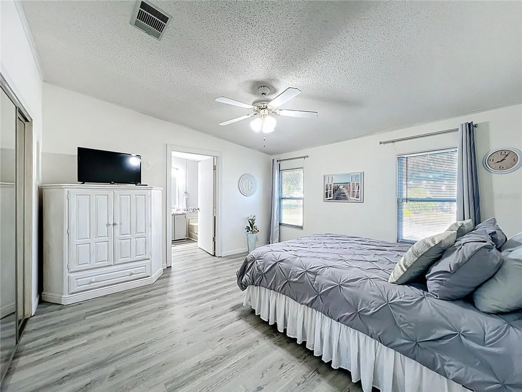 Property Slideshow image 17 of 76 | 4712 belle grv, Leesburg, FL, 34748