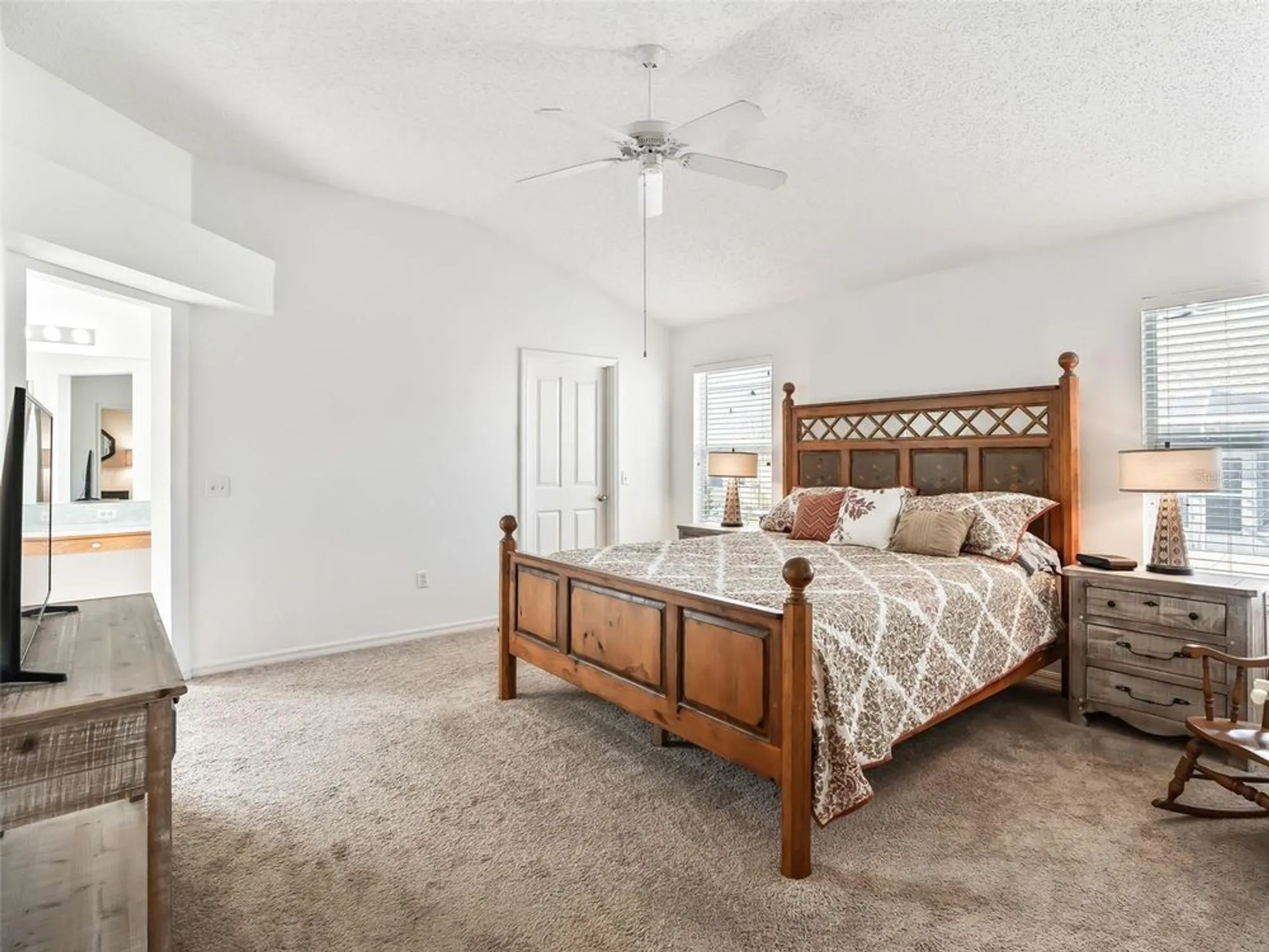 Property Slideshow image 16 of 50 | 1428 segovia pl, The Villages, FL, 32162
