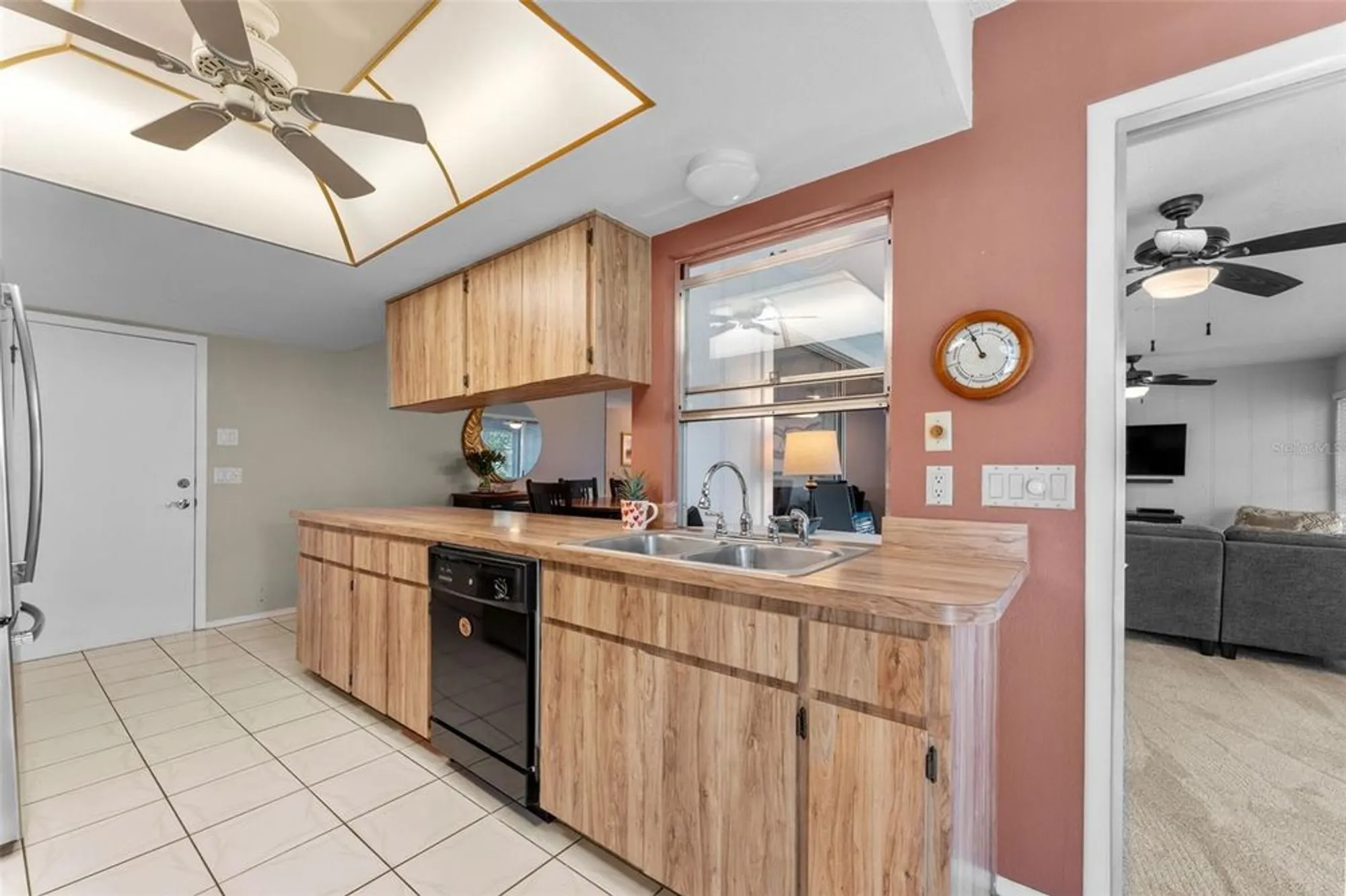 Property Slideshow image 18 of 58 | 2671 royal ridge dr, Spring Hill, FL, 34606