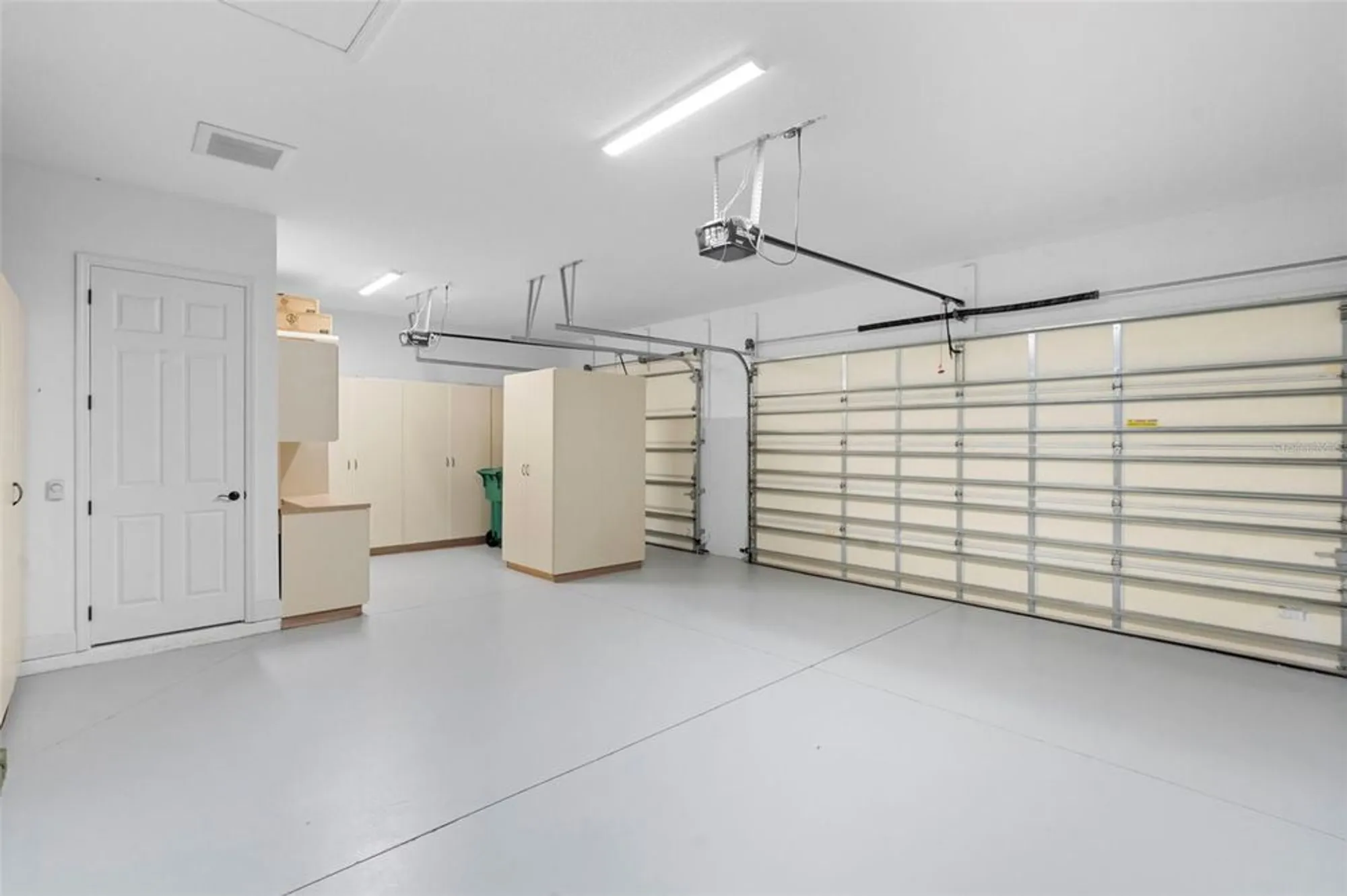 Property Slideshow image 39 of 47 | 1128 heron point way, Deland, FL, 32724