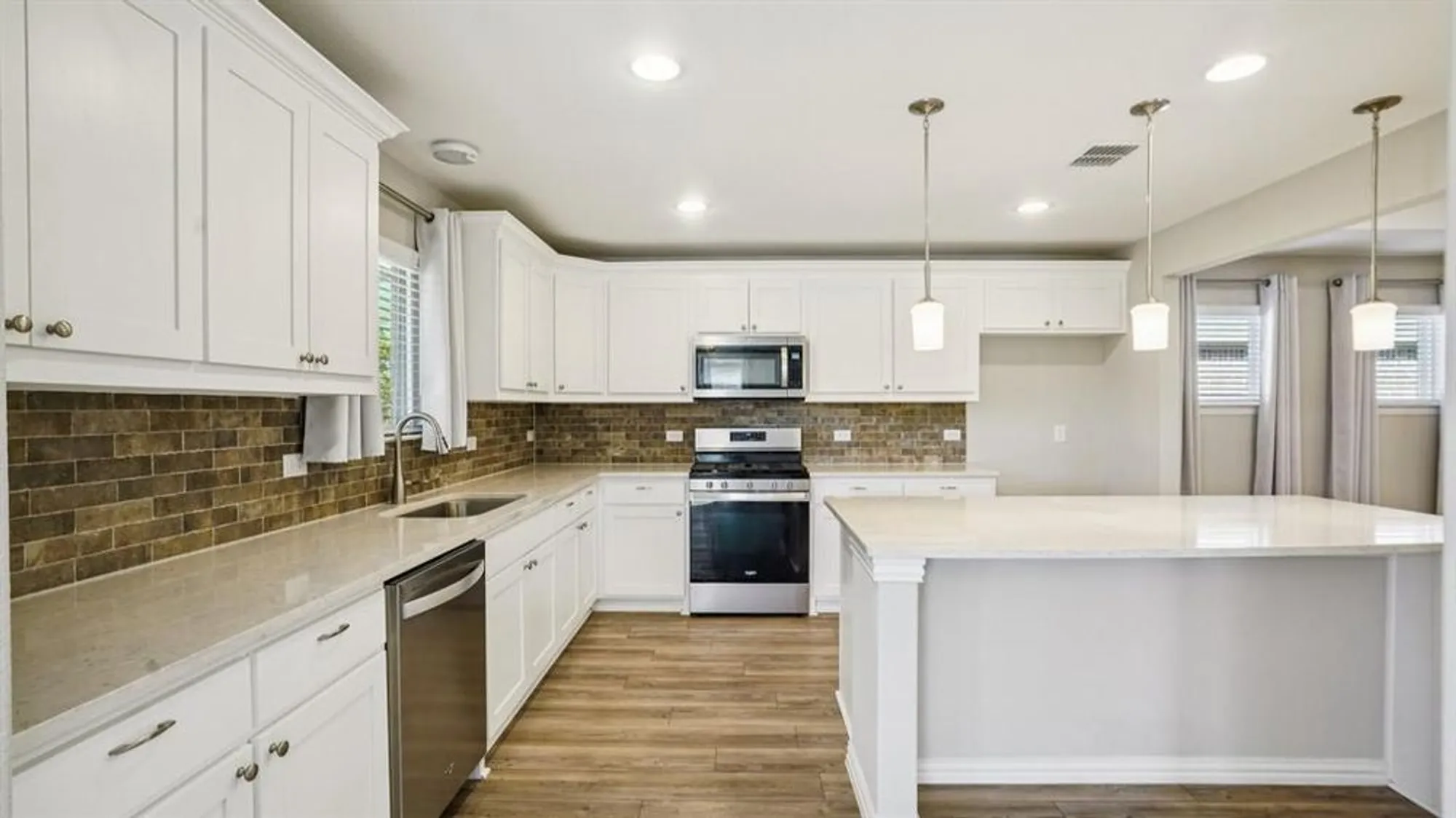 Property Slideshow image 21 of 40 | 9301 riverlight rd, Mckinney, TX, 75071