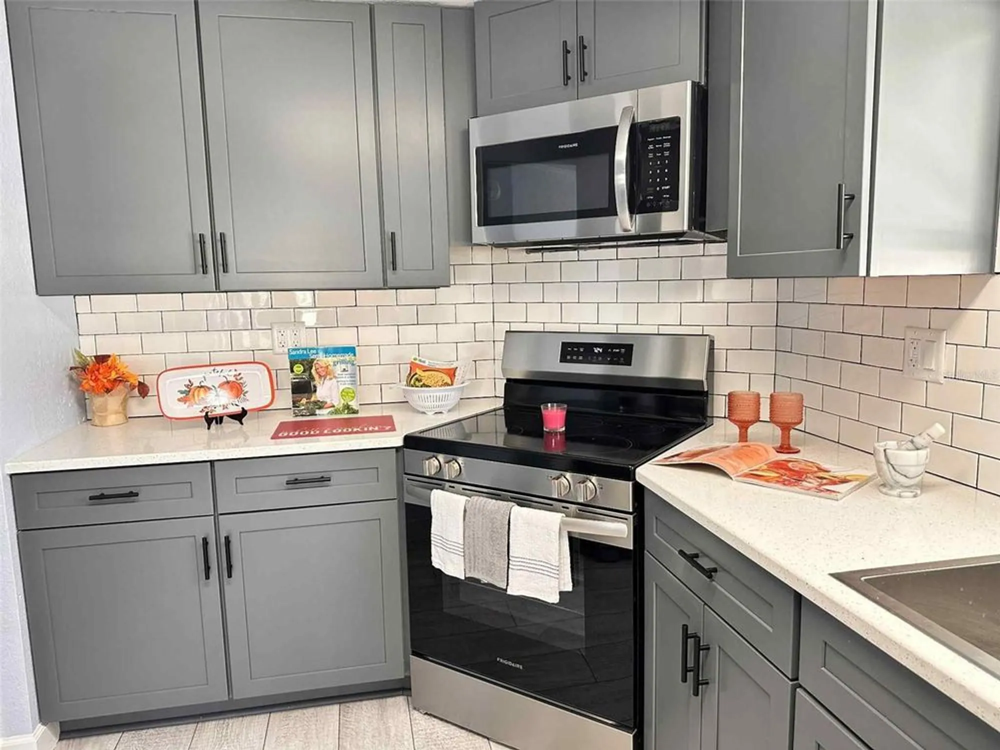 Property Slideshow image 2 of 30 | 2206 golden horseshoe cir, Lakeland, FL, 33810