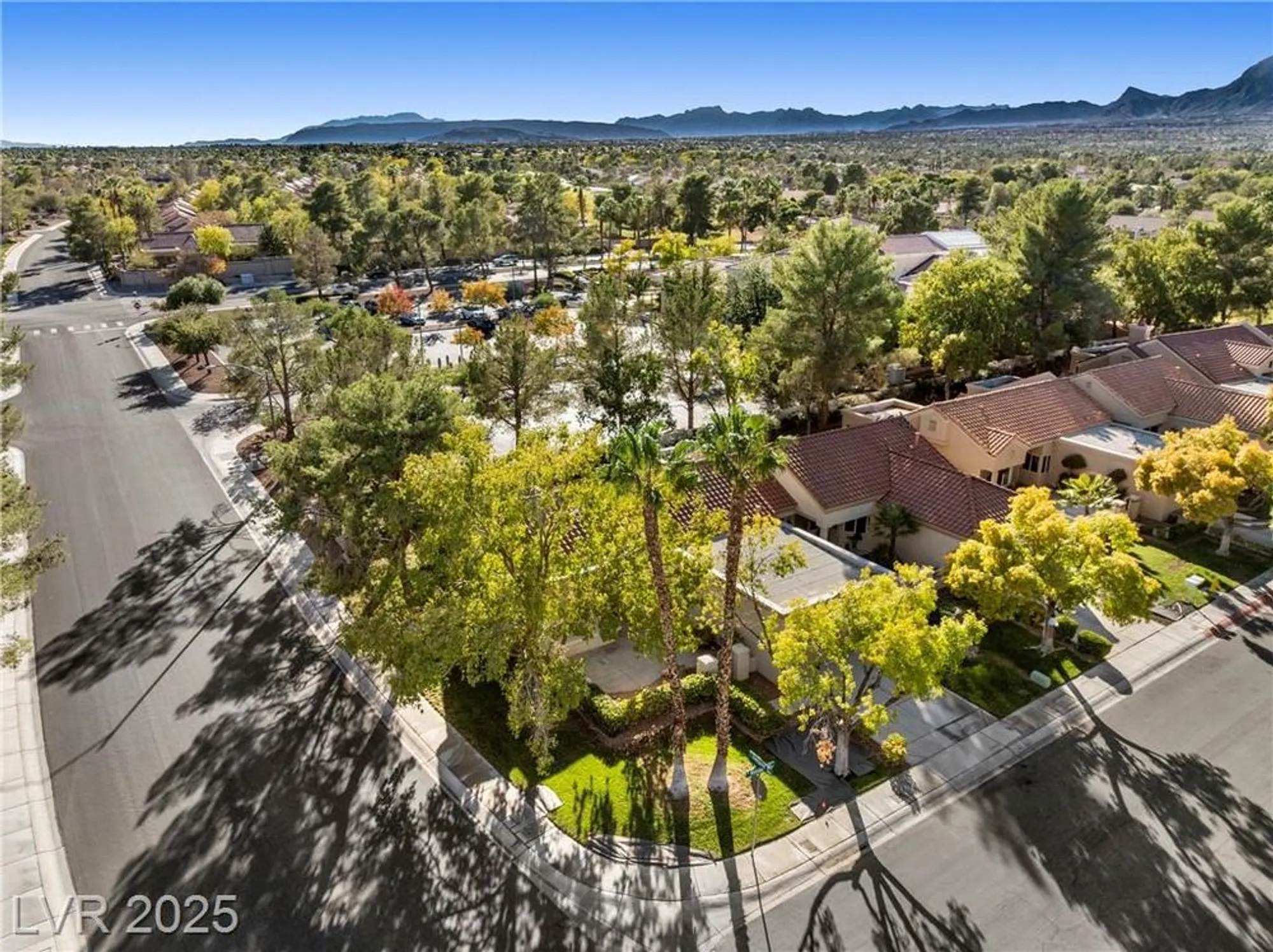 Property Slideshow image 30 of 44 | 8701 millsboro dr, Las Vegas, NV, 89134