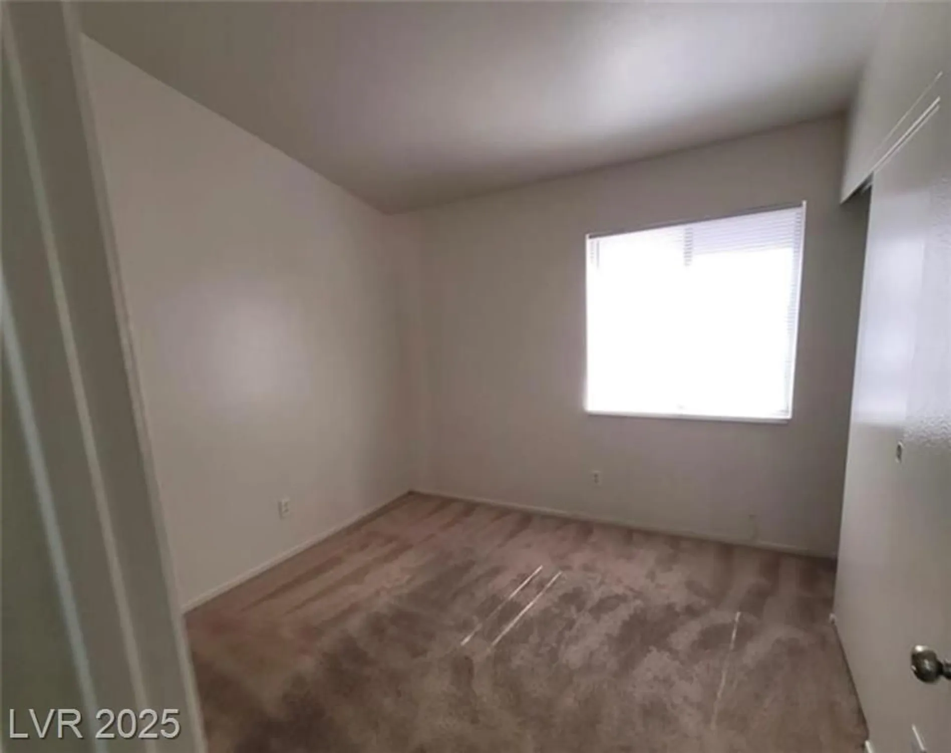 Property Slideshow image 21 of 42 | 4856 minturn ave, Las Vegas, NV, 89130