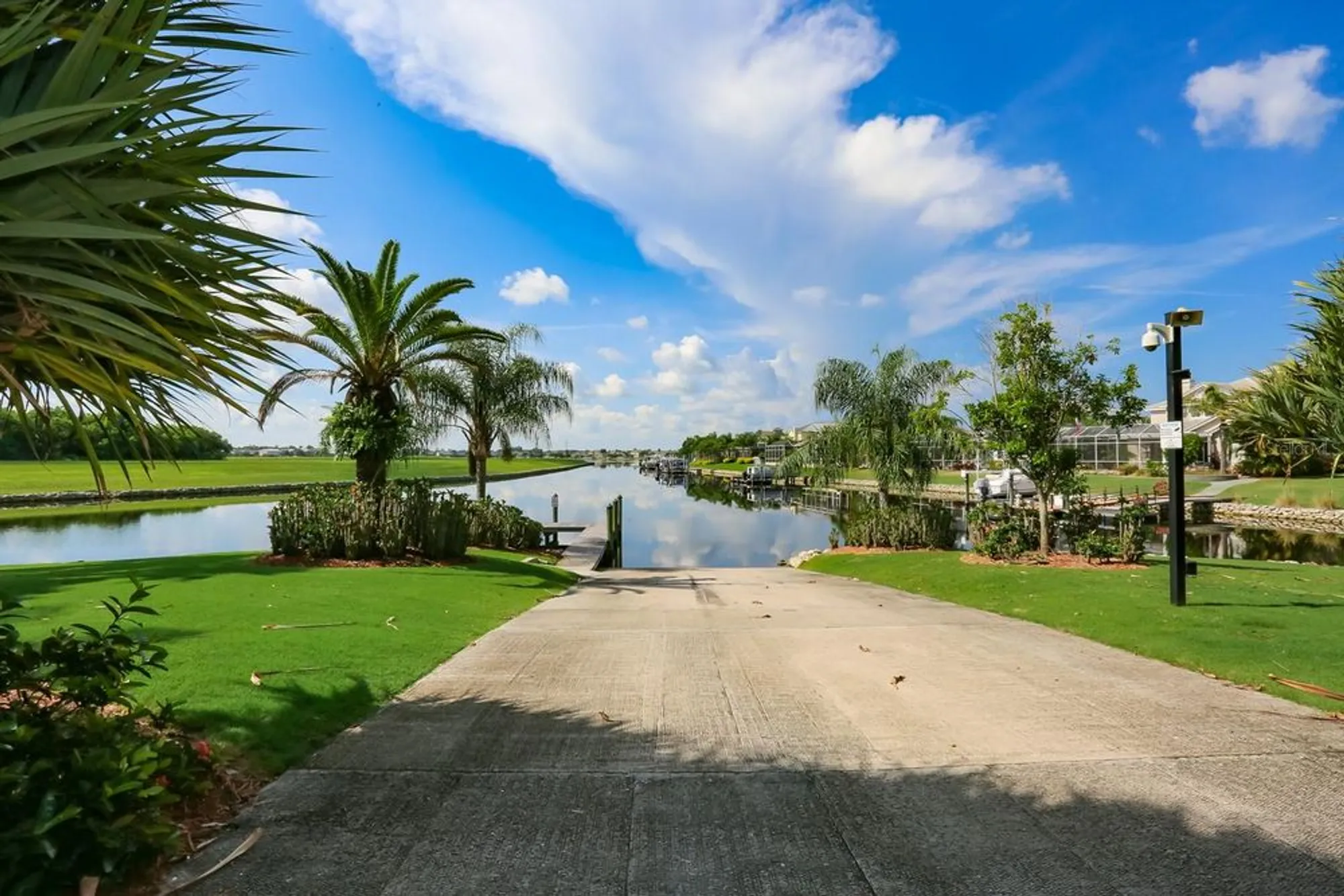 Property Slideshow image 69 of 75 | 511 winterside dr, Apollo Beach, FL, 33572