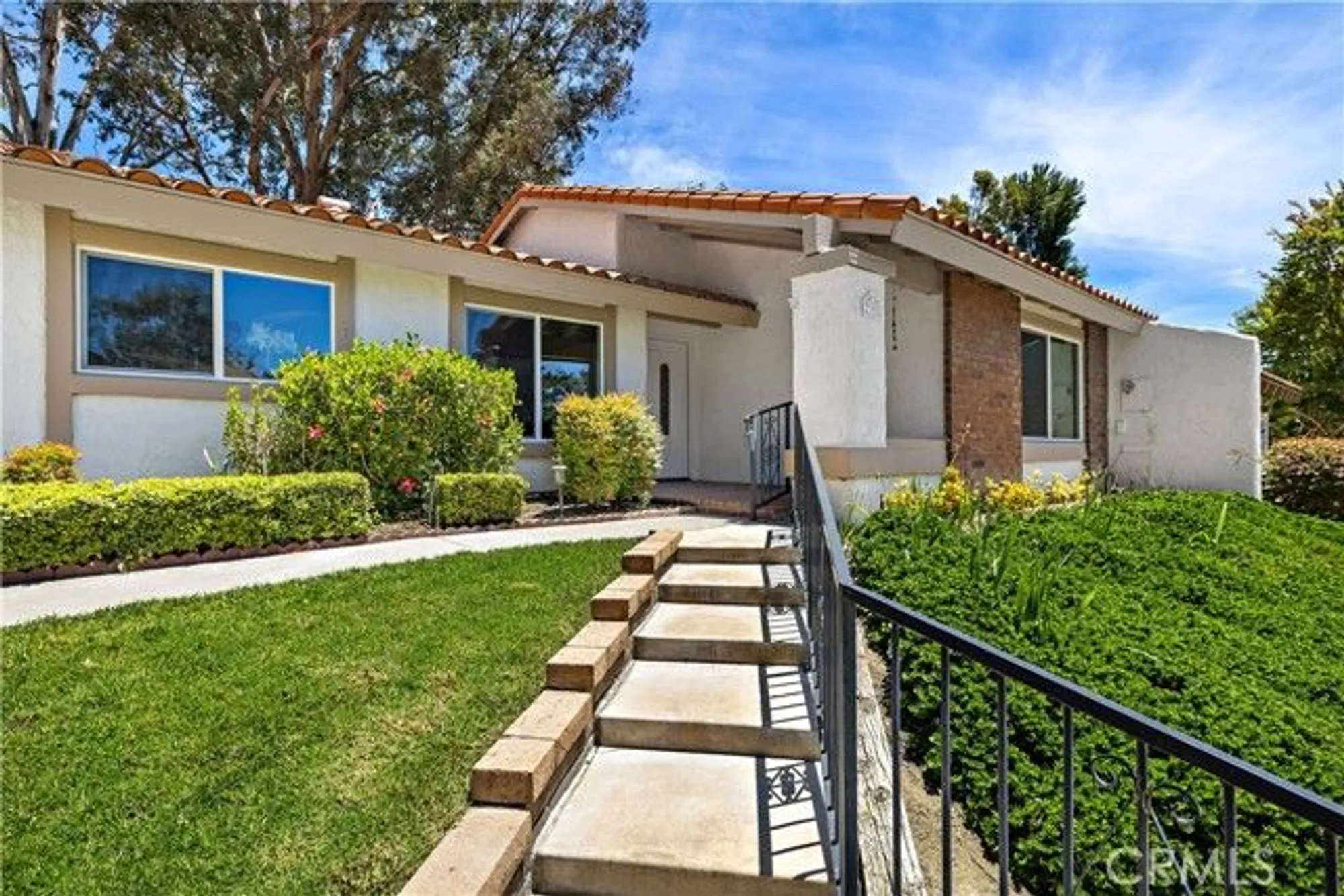 Property Slideshow image 23 of 43 | 23902 via lugones, Mission Viejo, CA, 92692