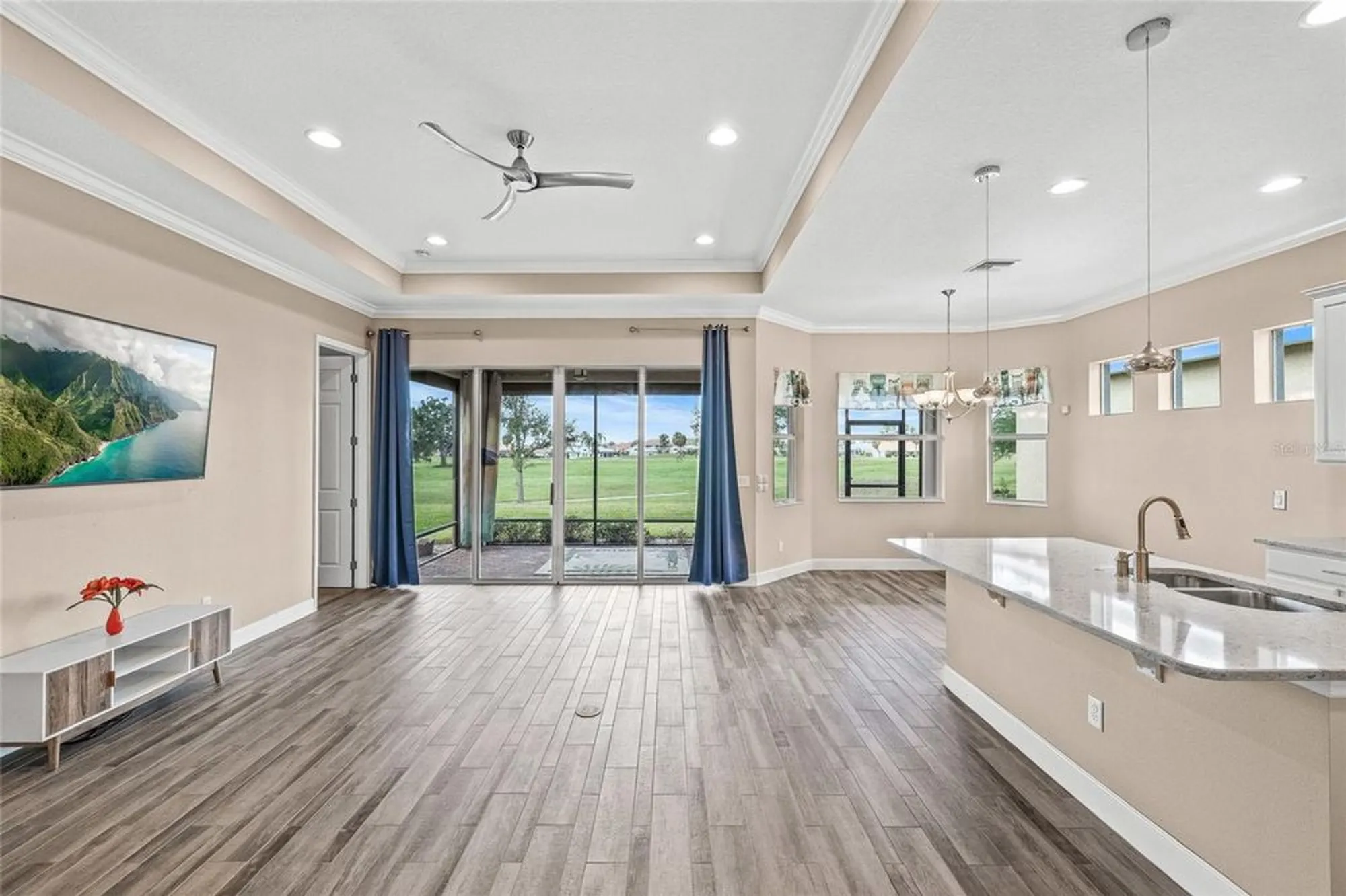 Property Slideshow image 10 of 52 | 1803 pacific dunes dr, Sun City Center, FL, 33573