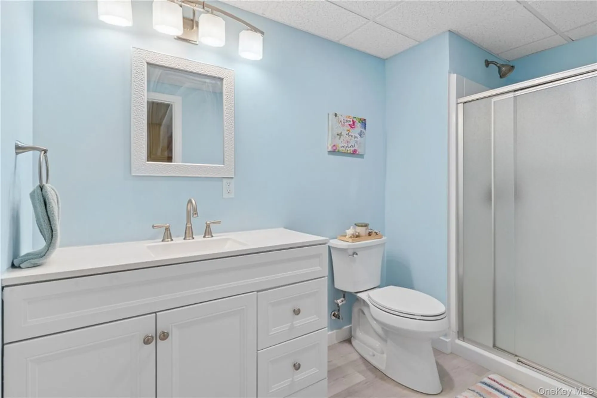 Property Slideshow image 18 of 26 | 53 goose neck ln, Riverhead, NY, 11901