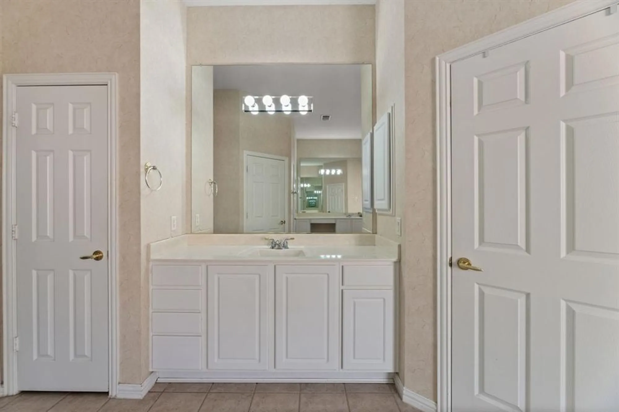 Property Slideshow image 30 of 38 | 362 southern hills dr, Fairview, TX, 75069