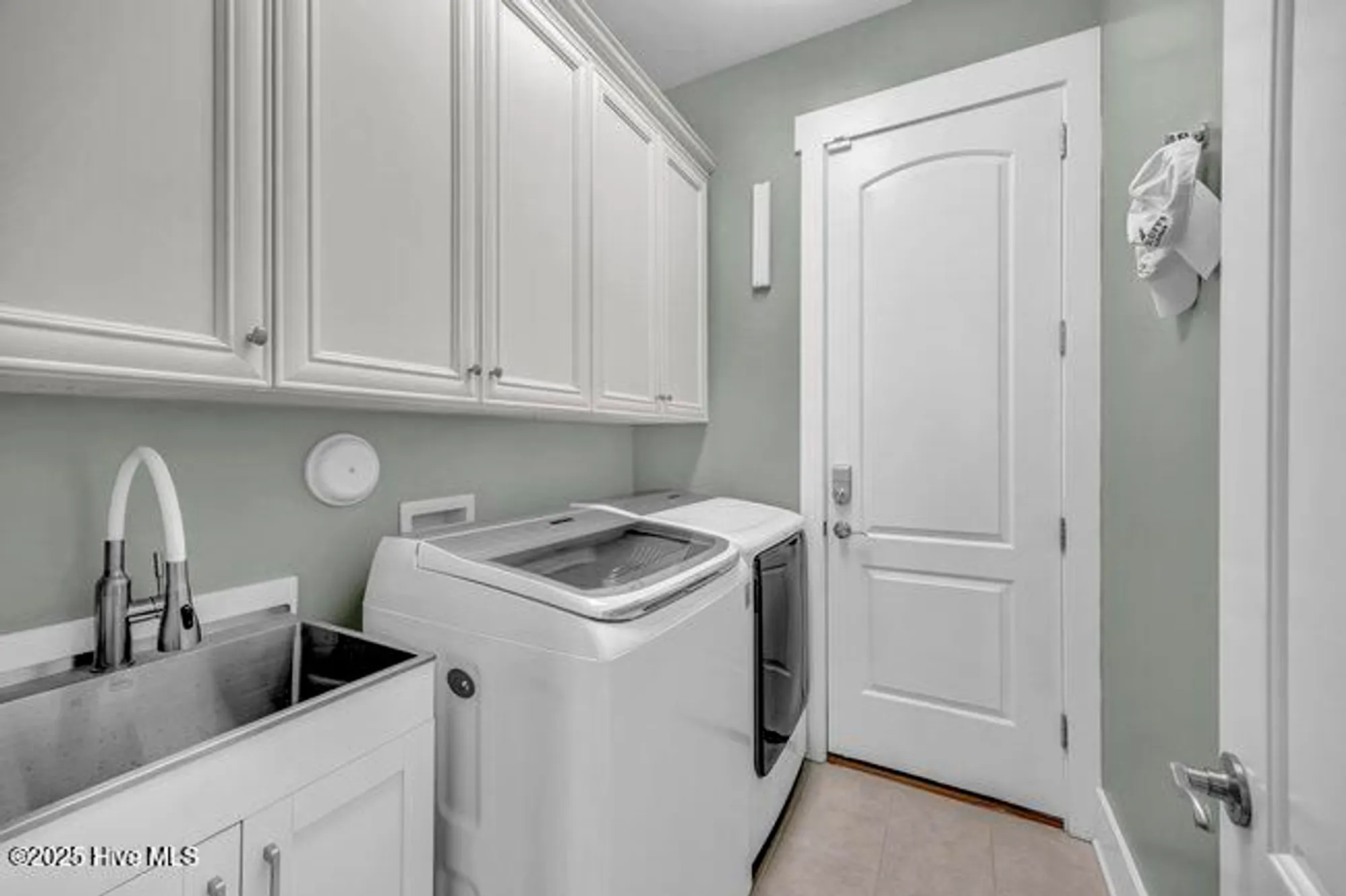 Property Slideshow image 24 of 63 | 3586 rivergate way, Leland, NC, 28451