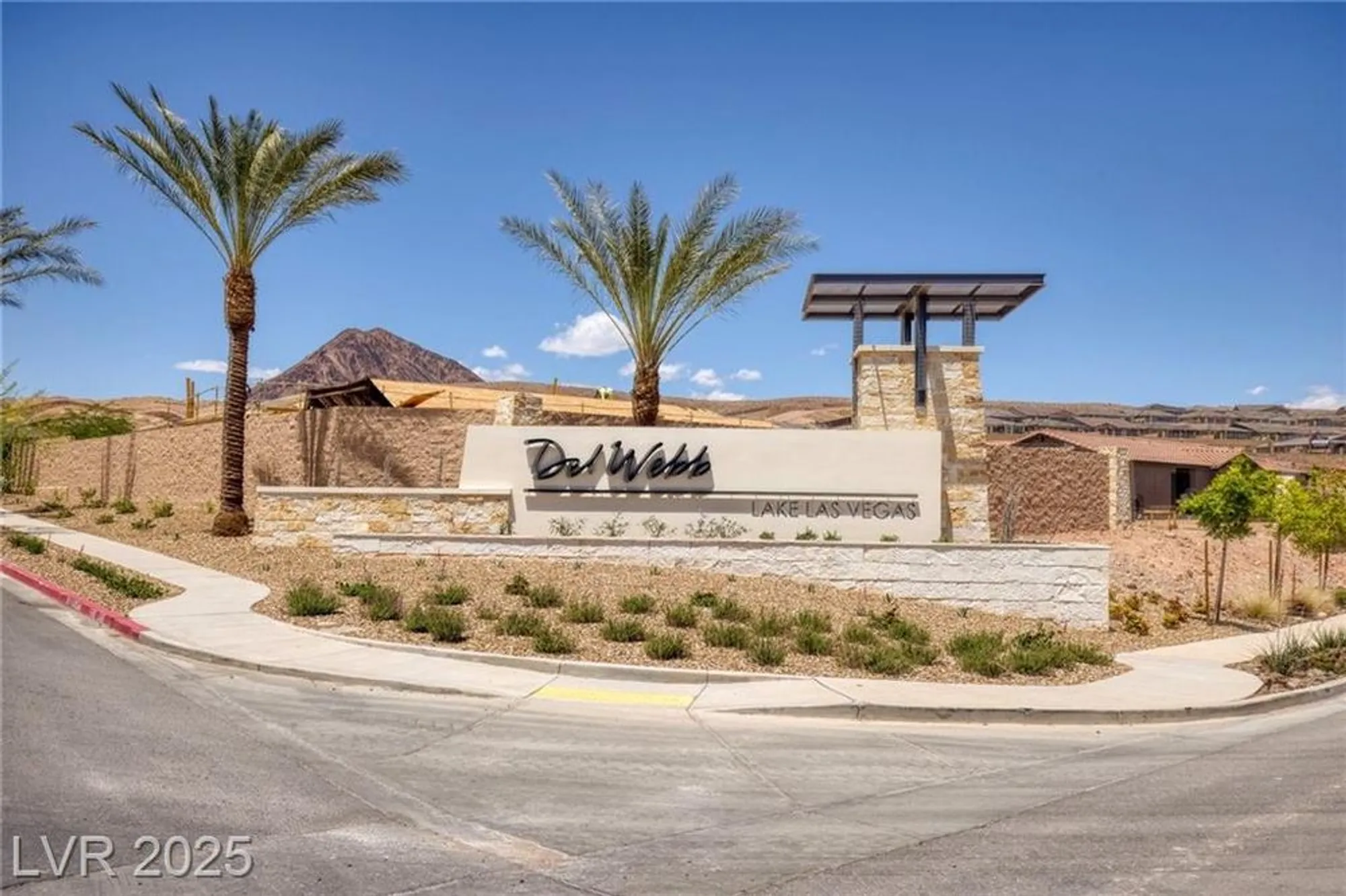 Property Slideshow image 38 of 44 | 25 red creek bluff st, Henderson, NV, 89011