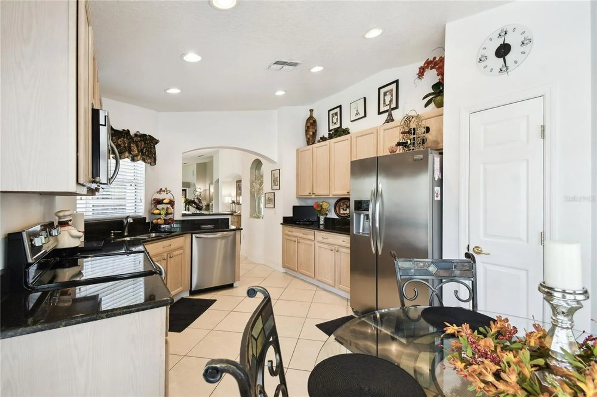 Property Slideshow image 13 of 59 | 560 grand canal dr, Kissimmee, FL, 34759