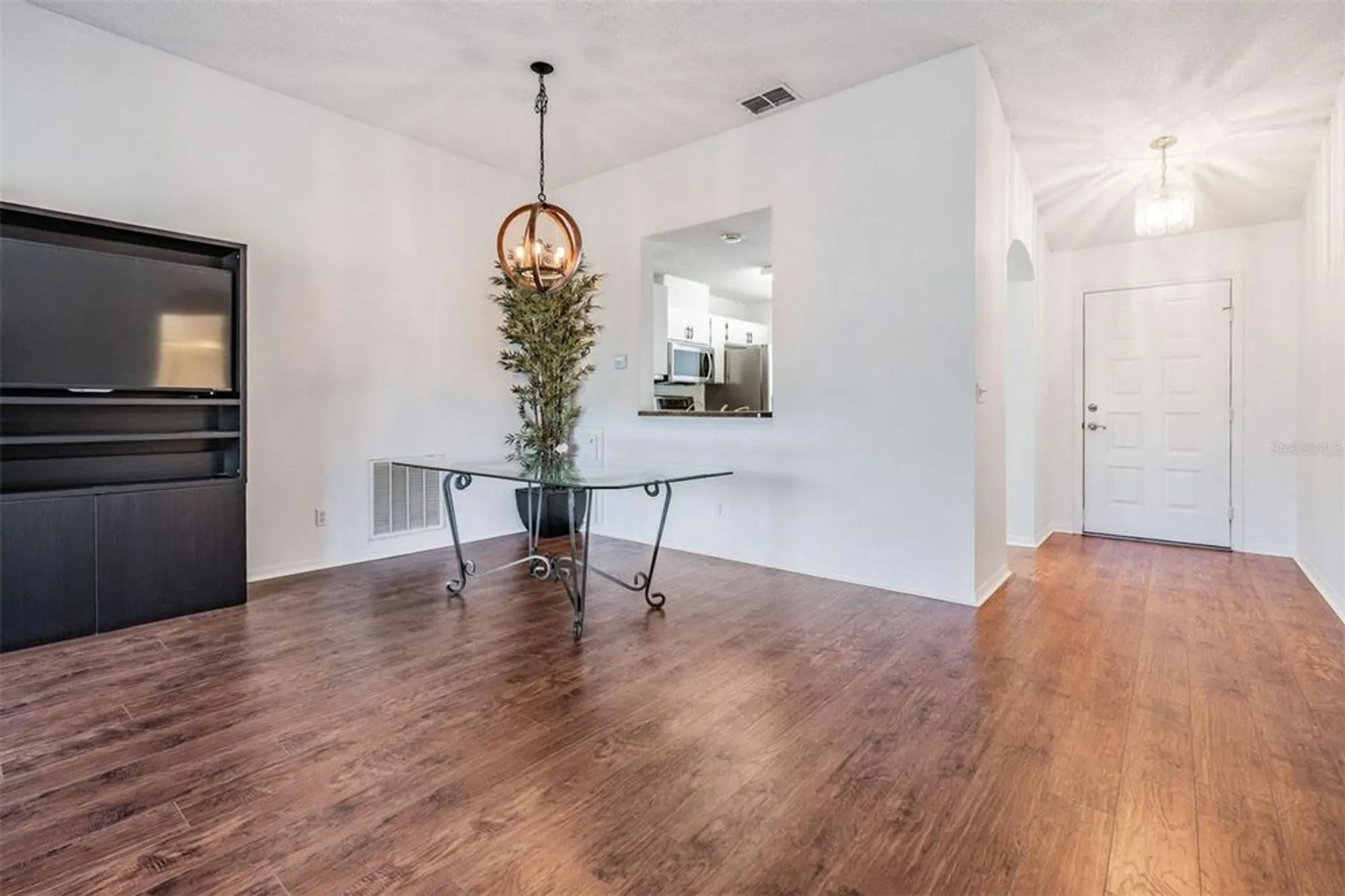 Property Slideshow image 7 of 62 | 2335 e del webb blvd, Sun City Center, FL, 33573