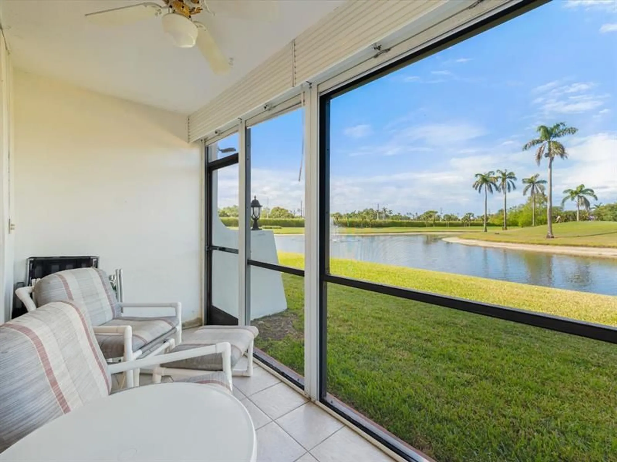 Property Slideshow image 1 of 34 | 9923 s hollybrook lake dr 109, Pembroke Pines, FL, 33025