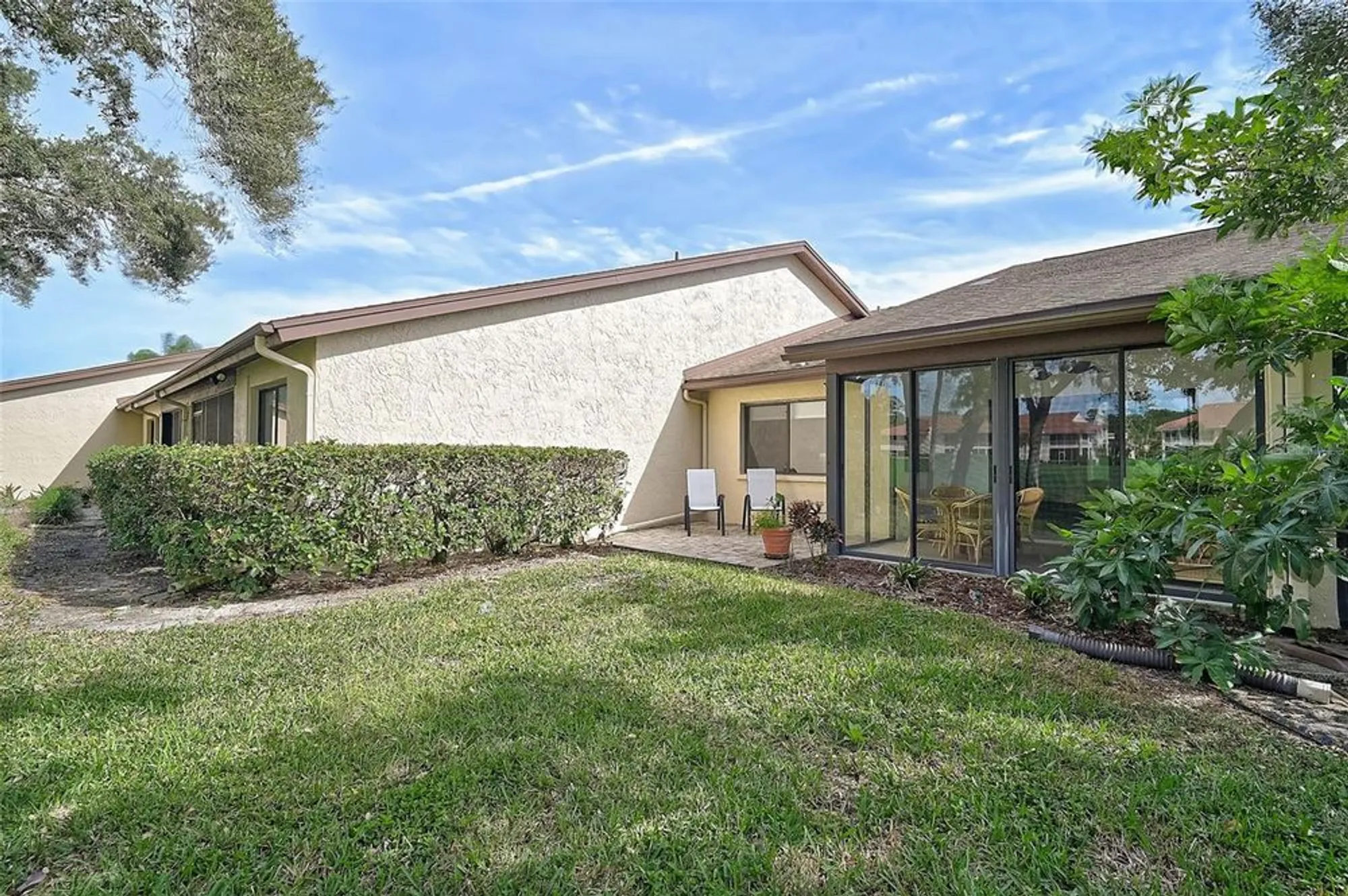 Property Slideshow image 25 of 31 | 5633 avista dr, Sarasota, FL, 34243