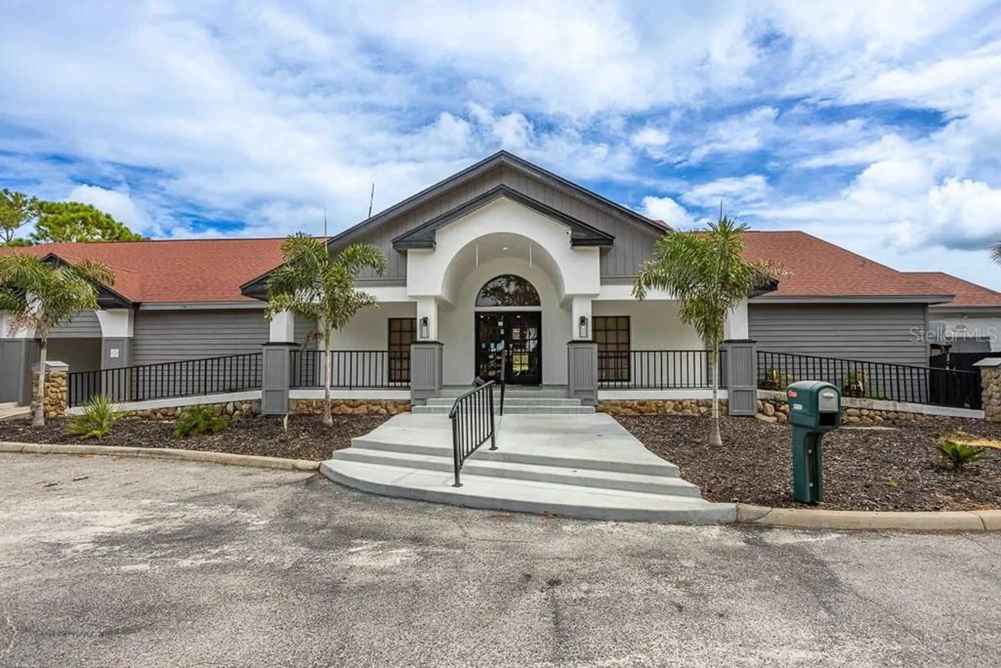 Property Slideshow image 42 of 54 | 13110 elgar pl, Riverview, FL, 33579