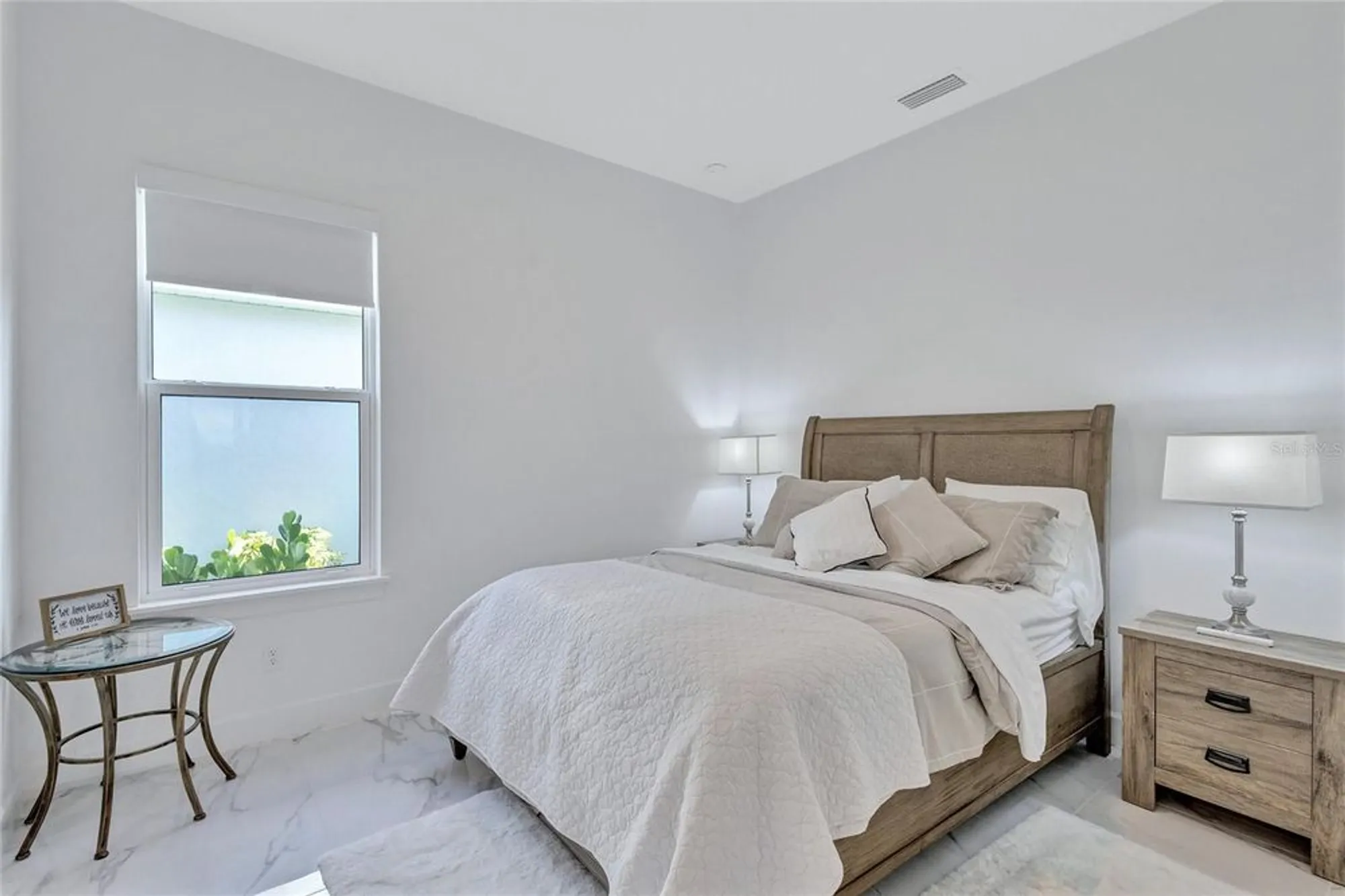 Property Slideshow image 16 of 56 | 6203 grandview hill ct, Bradenton, FL, 34203