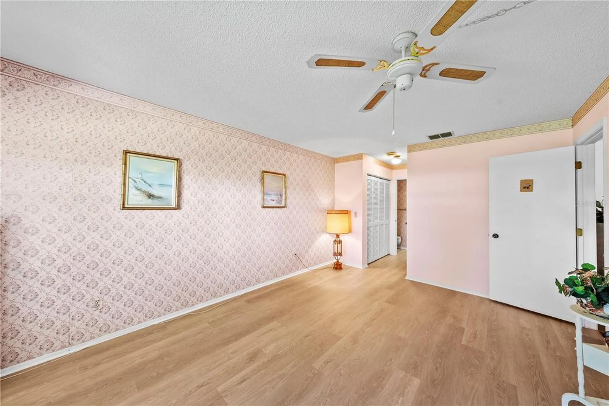 Property Slideshow image 26 of 100 | 3420 stonehaven ct d, Palm Harbor, FL, 34684