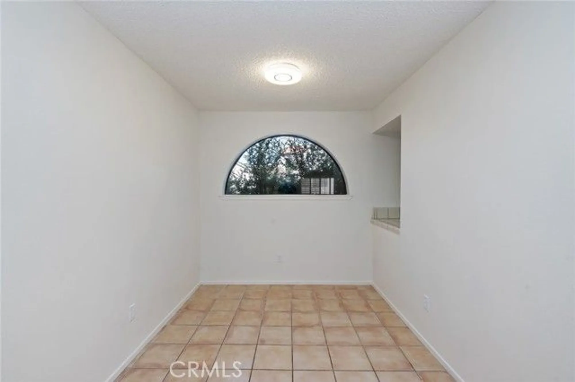 Property Slideshow image 11 of 24 | 19229 pine way, Apple Valley, CA, 92308